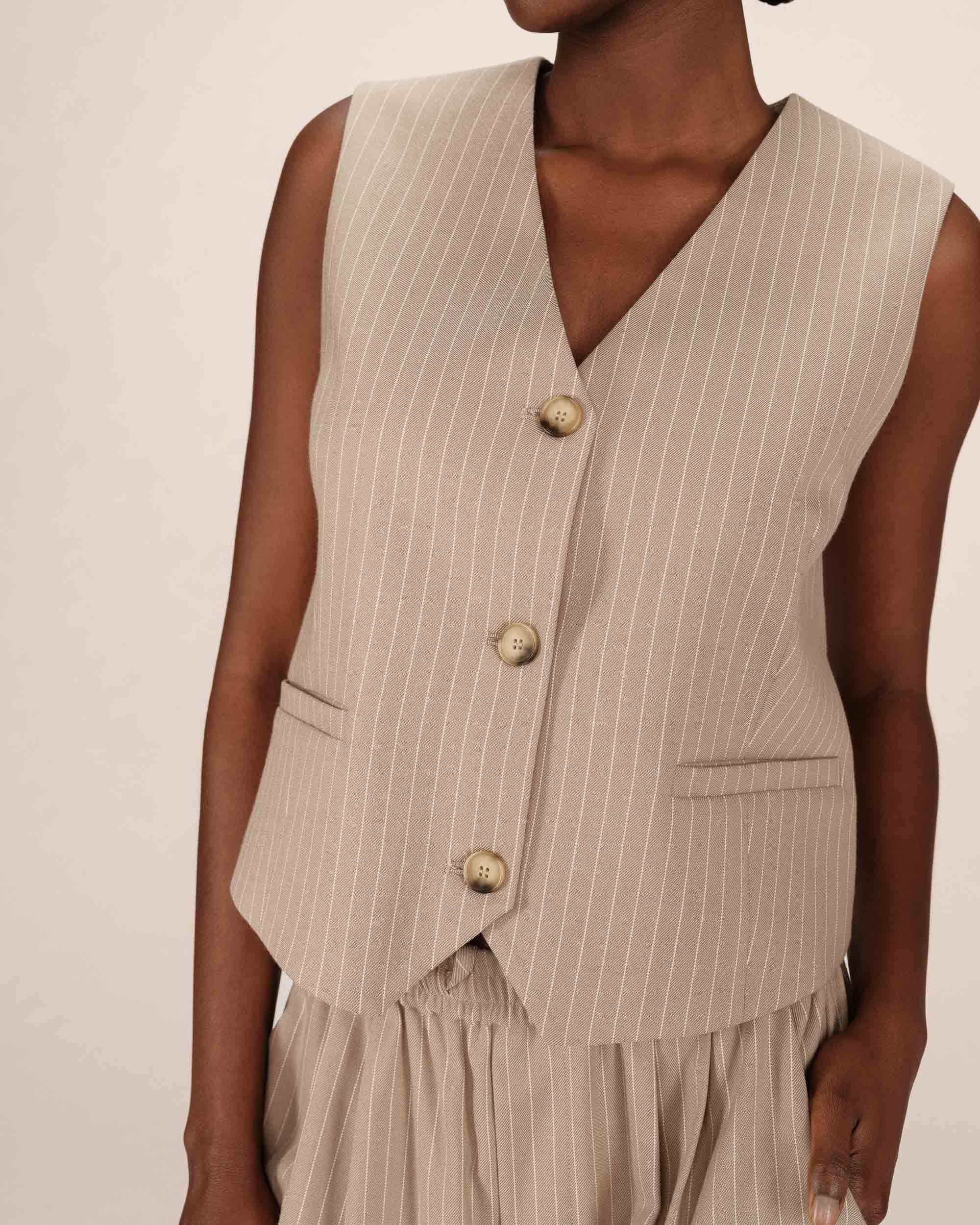 Striped waistcoat greige Sister