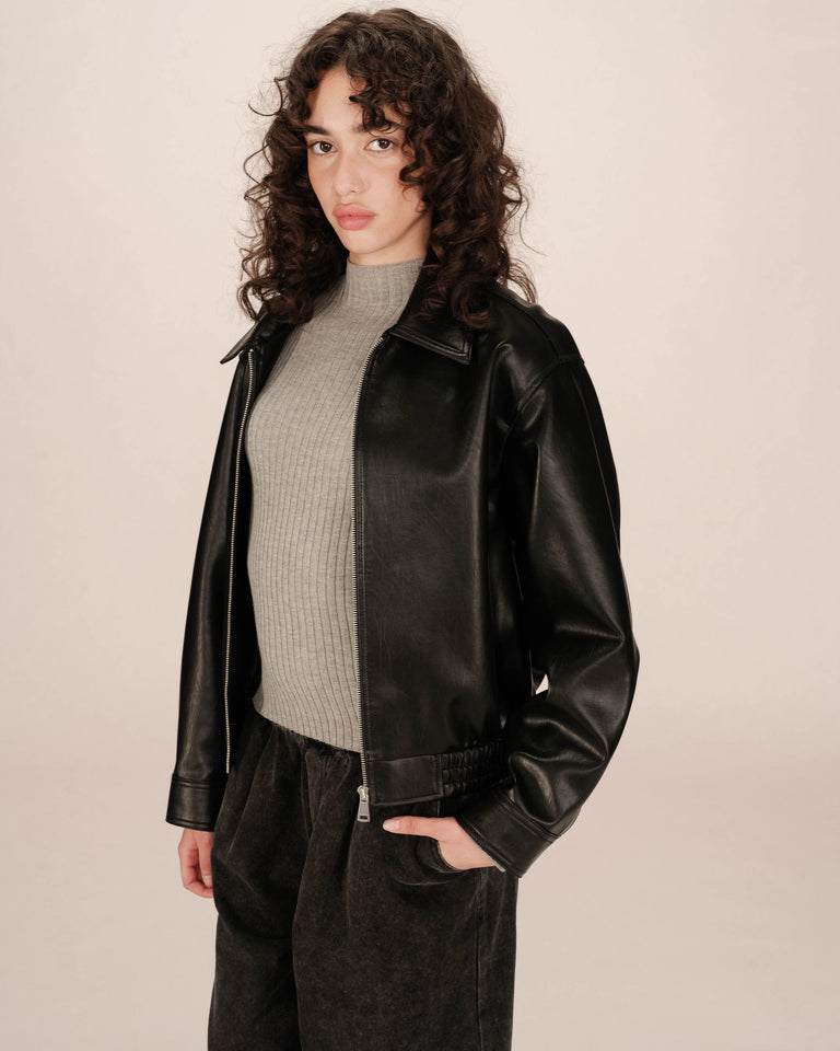 Veste en simili cuir noir Sunisa