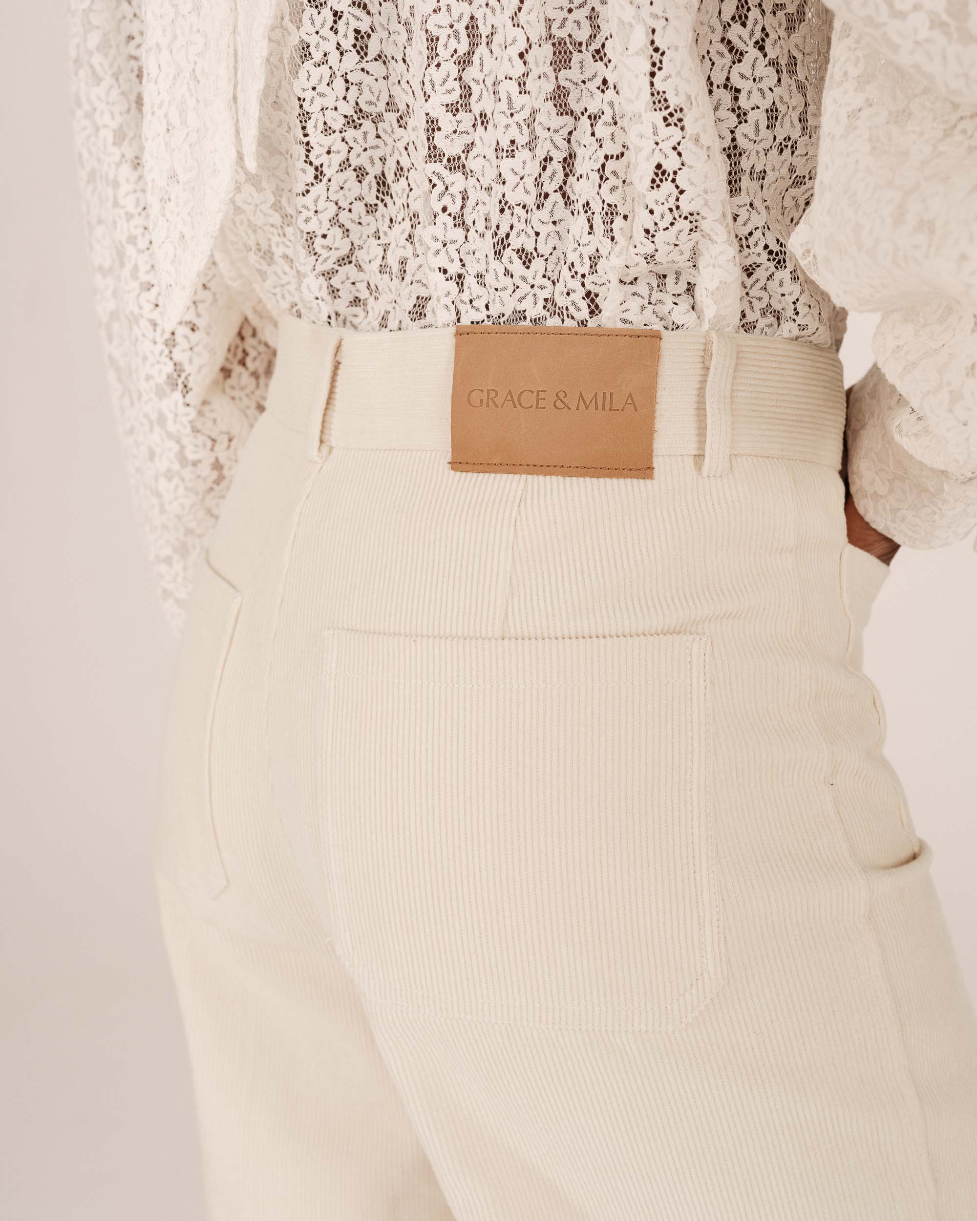 Pantalon large velours ecru Samba