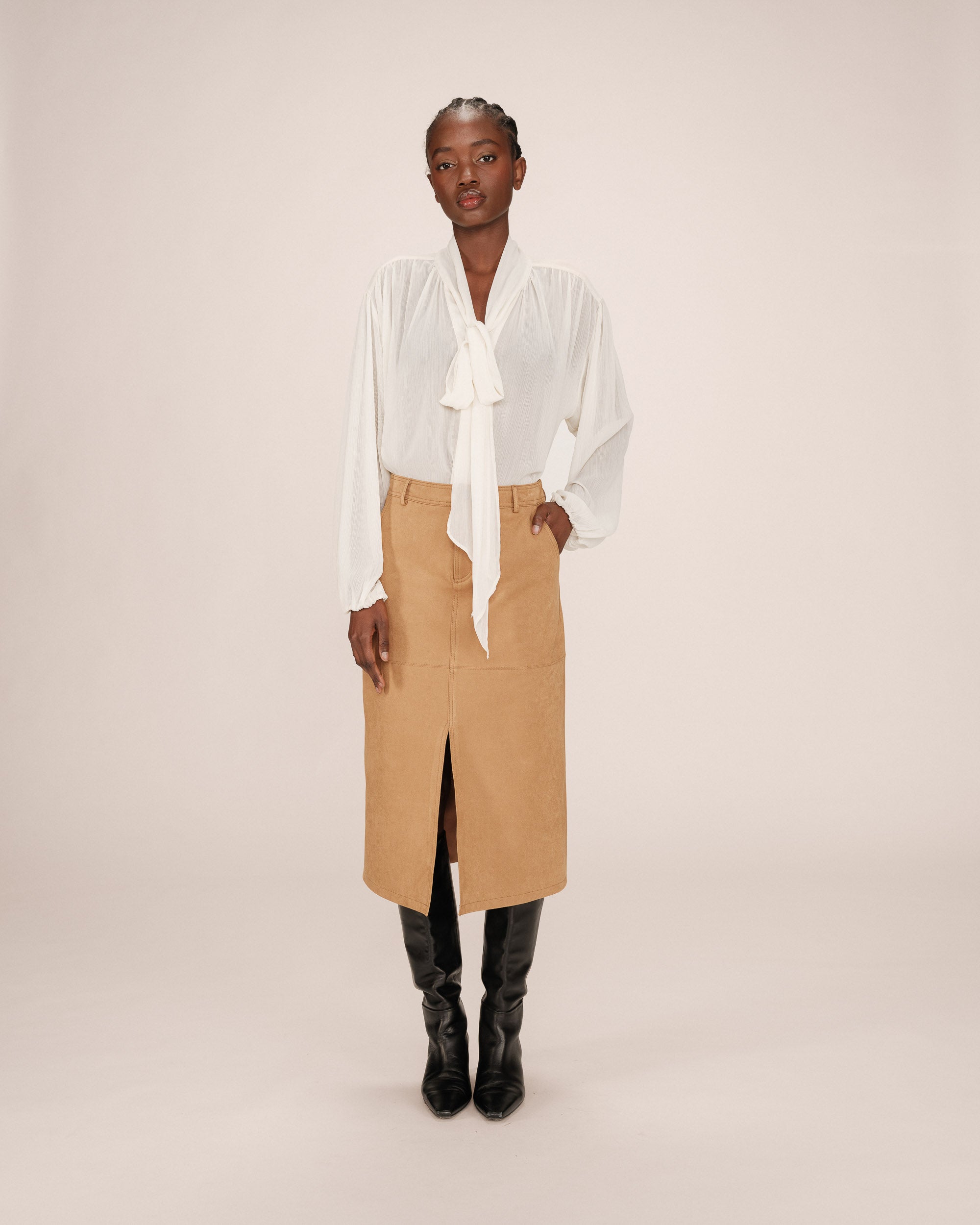 Long suede skirt ocre Sorry