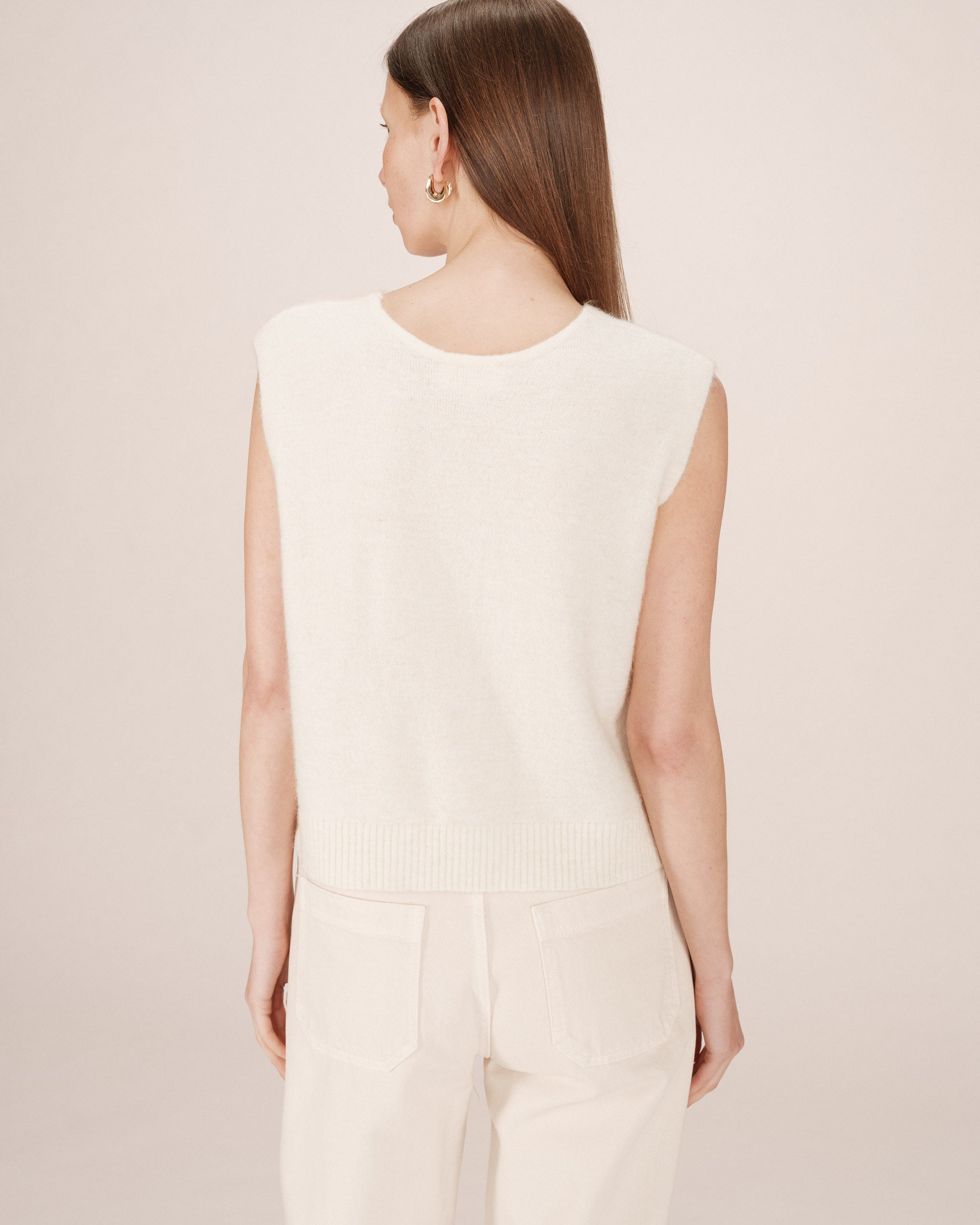 Sleeveless cardigan ivoire Santa