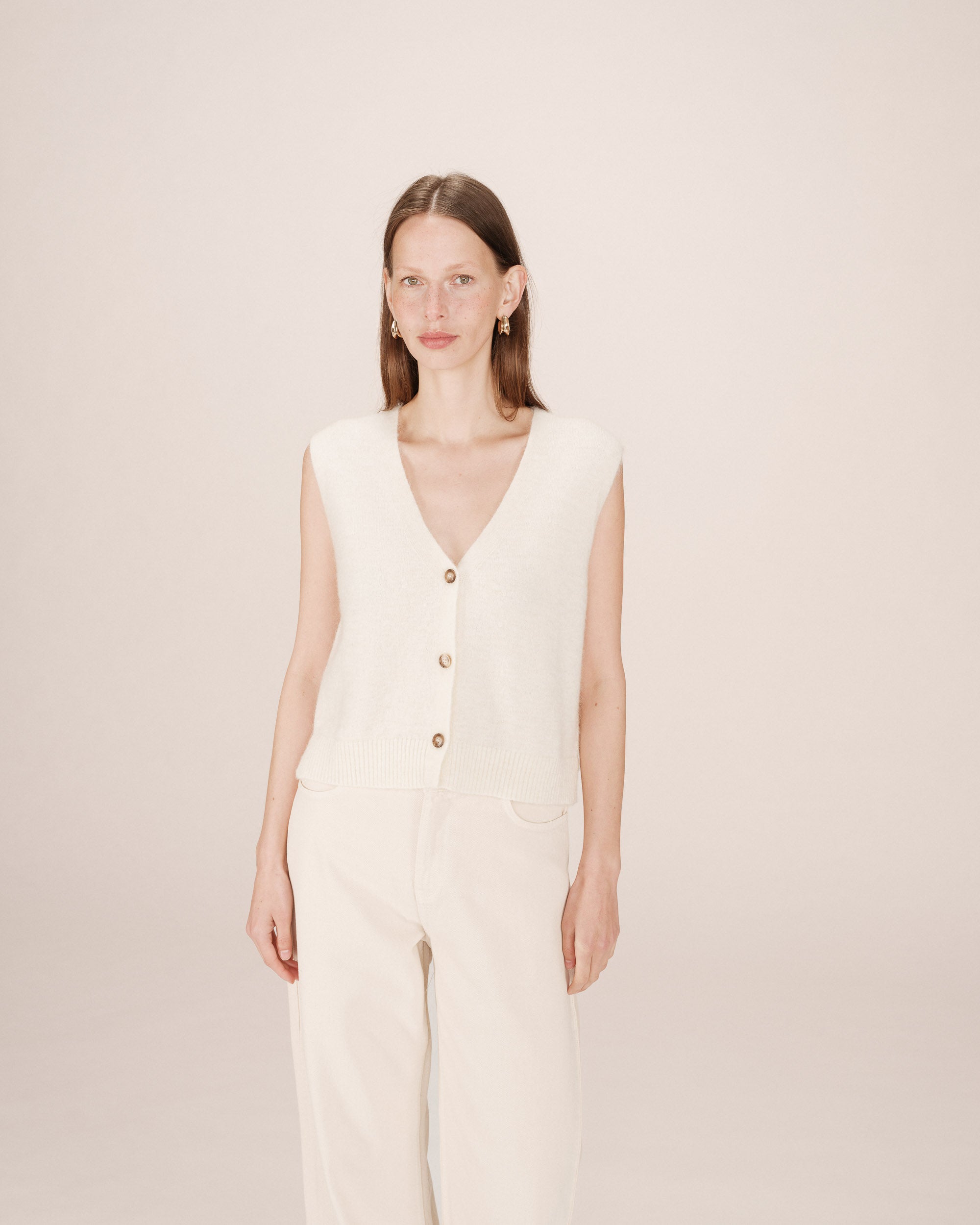 Sleeveless cardigan ivoire Santa