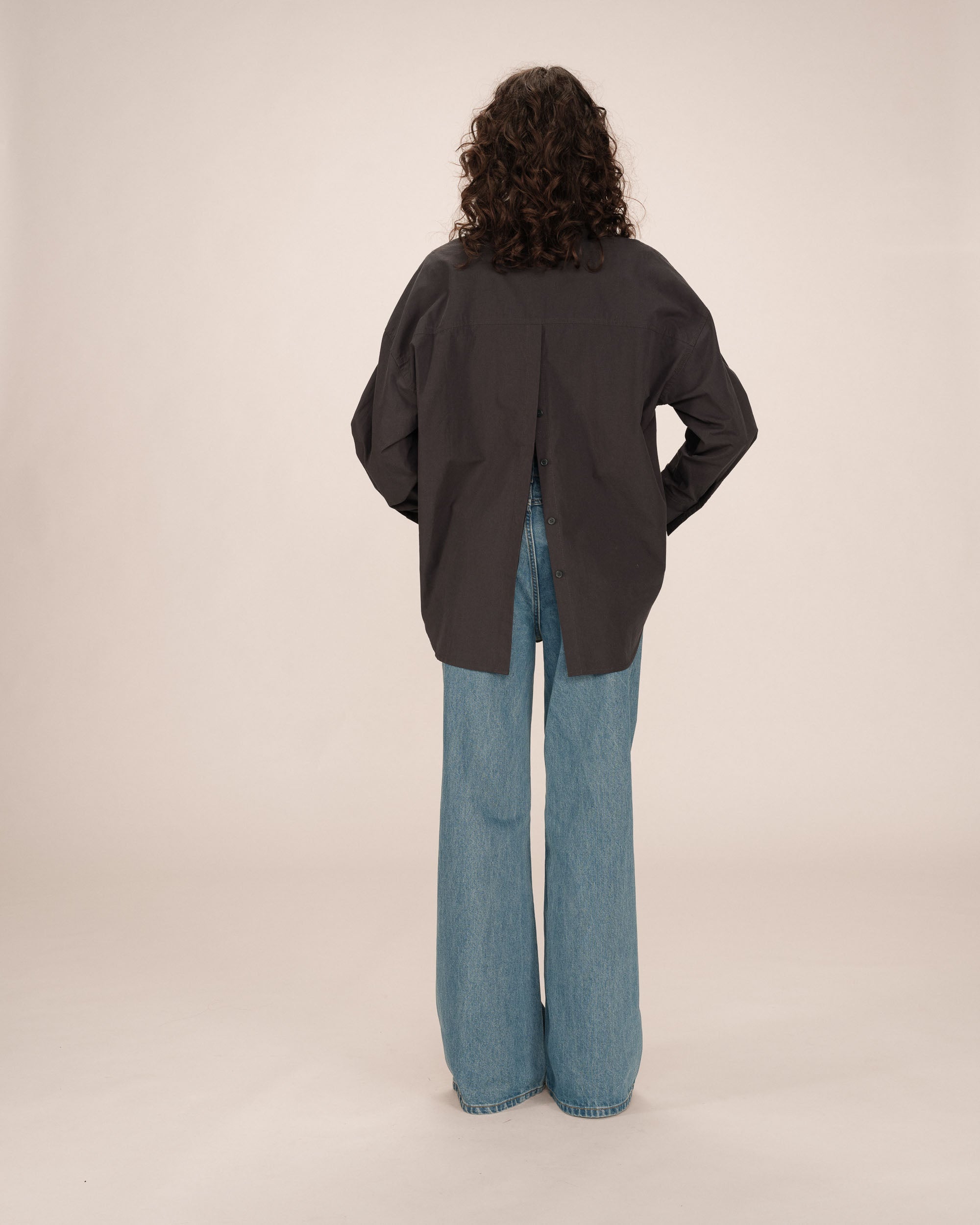 Oversized cotton shirt carbon Sira