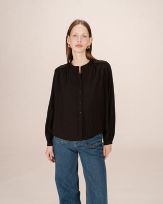 Ruched straight blouse black Savannah