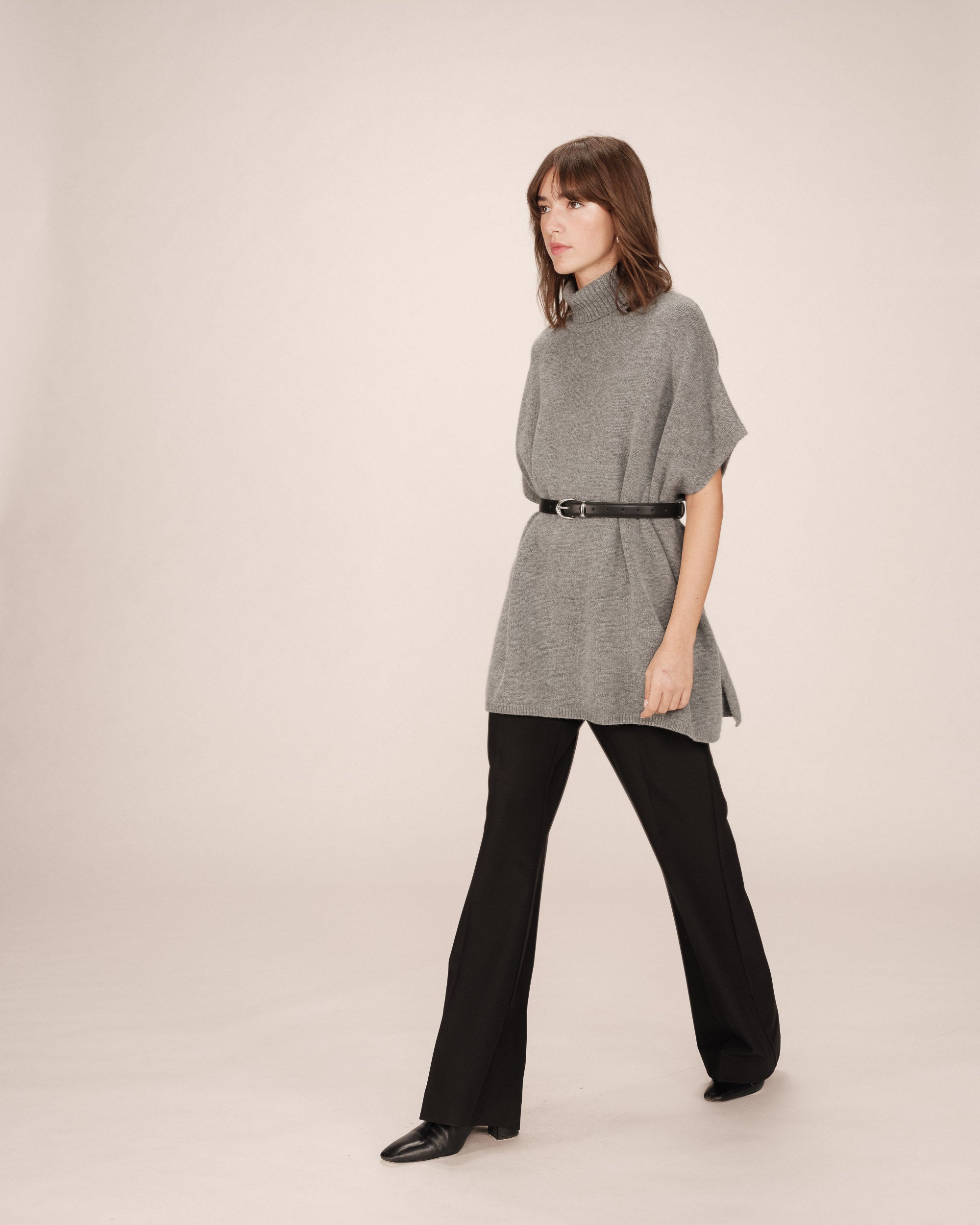 Knit poncho sweater anthracite Saison