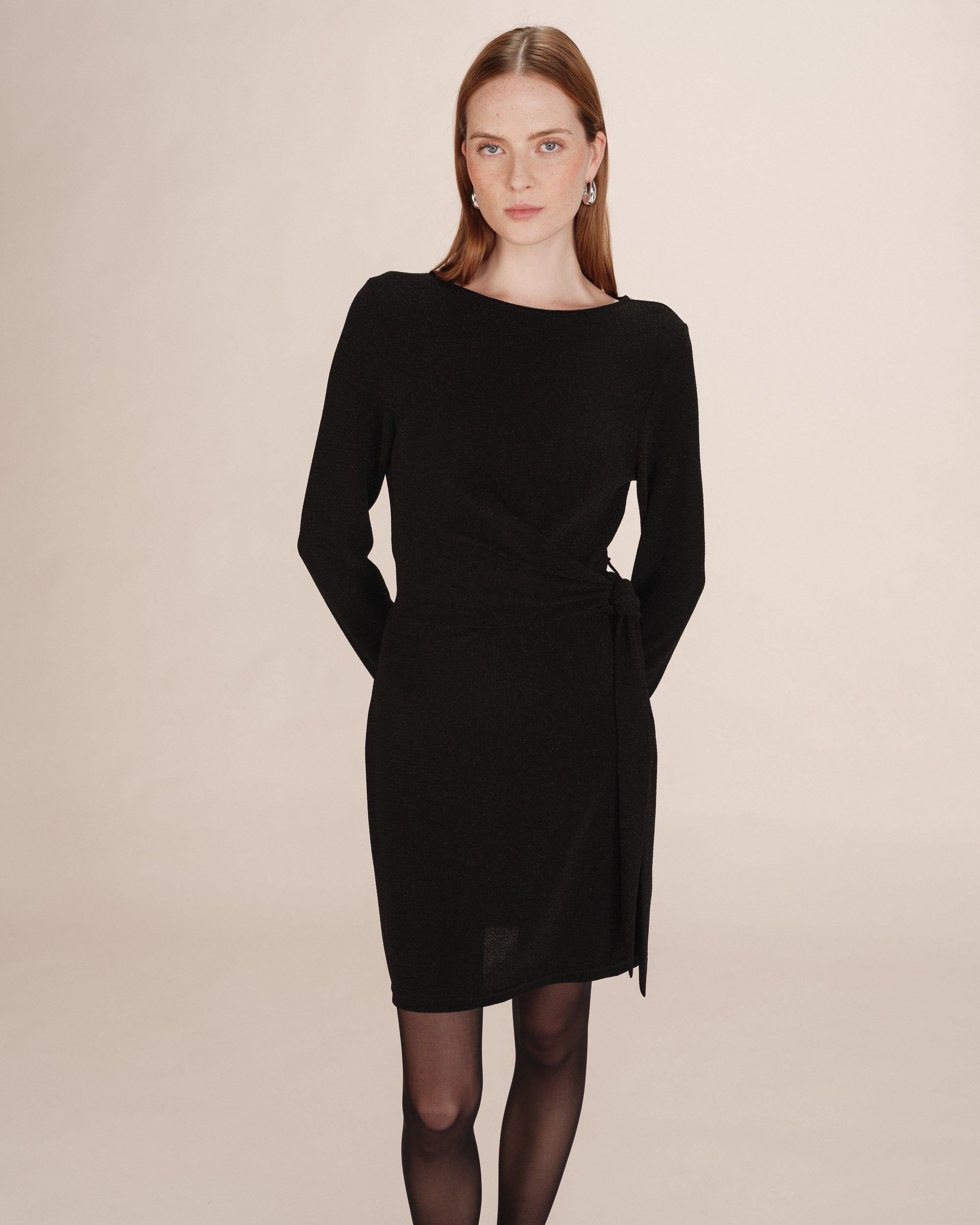 Robe courte en lurex noir Tea