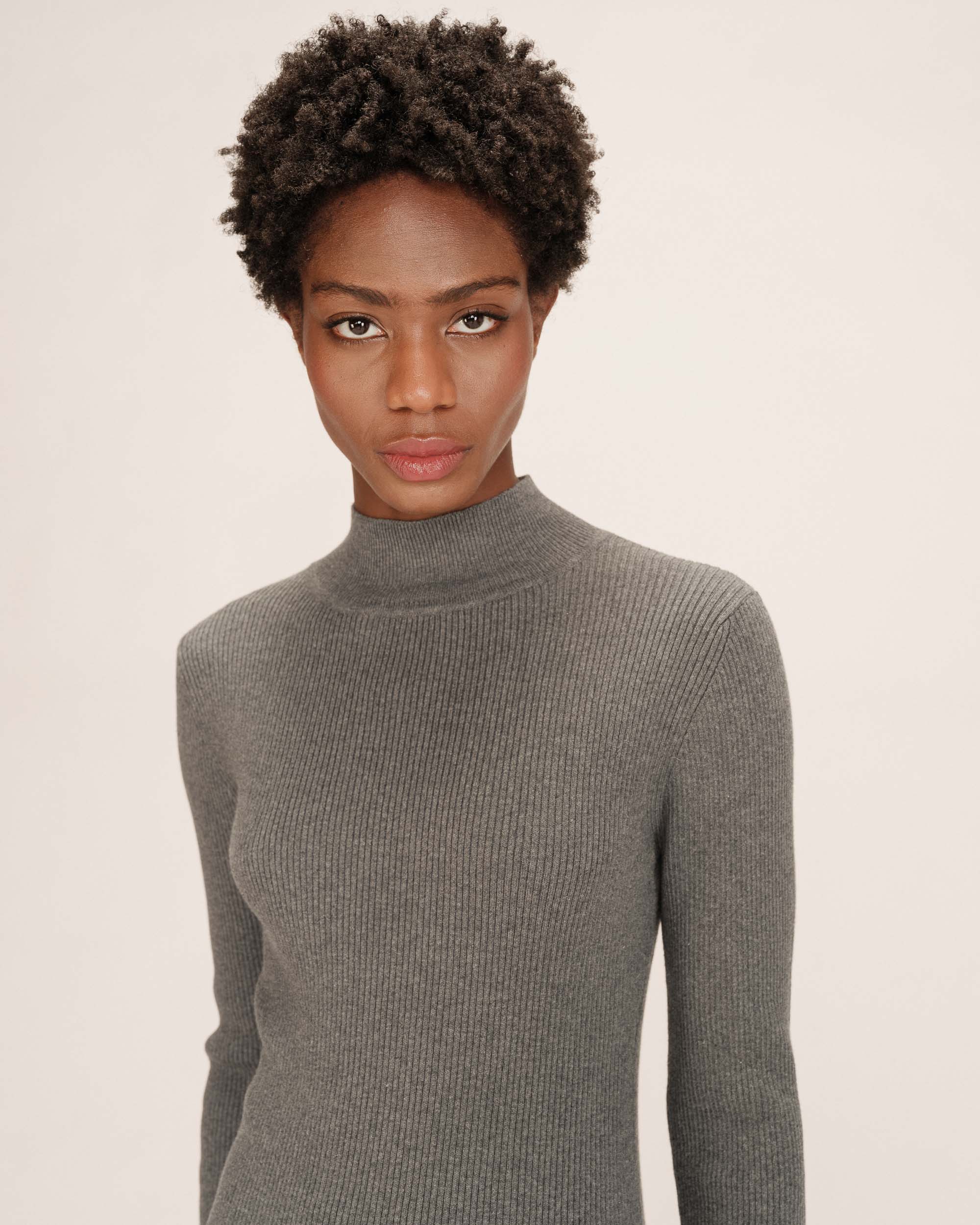 Robe courte en maille anthracite Talcy
