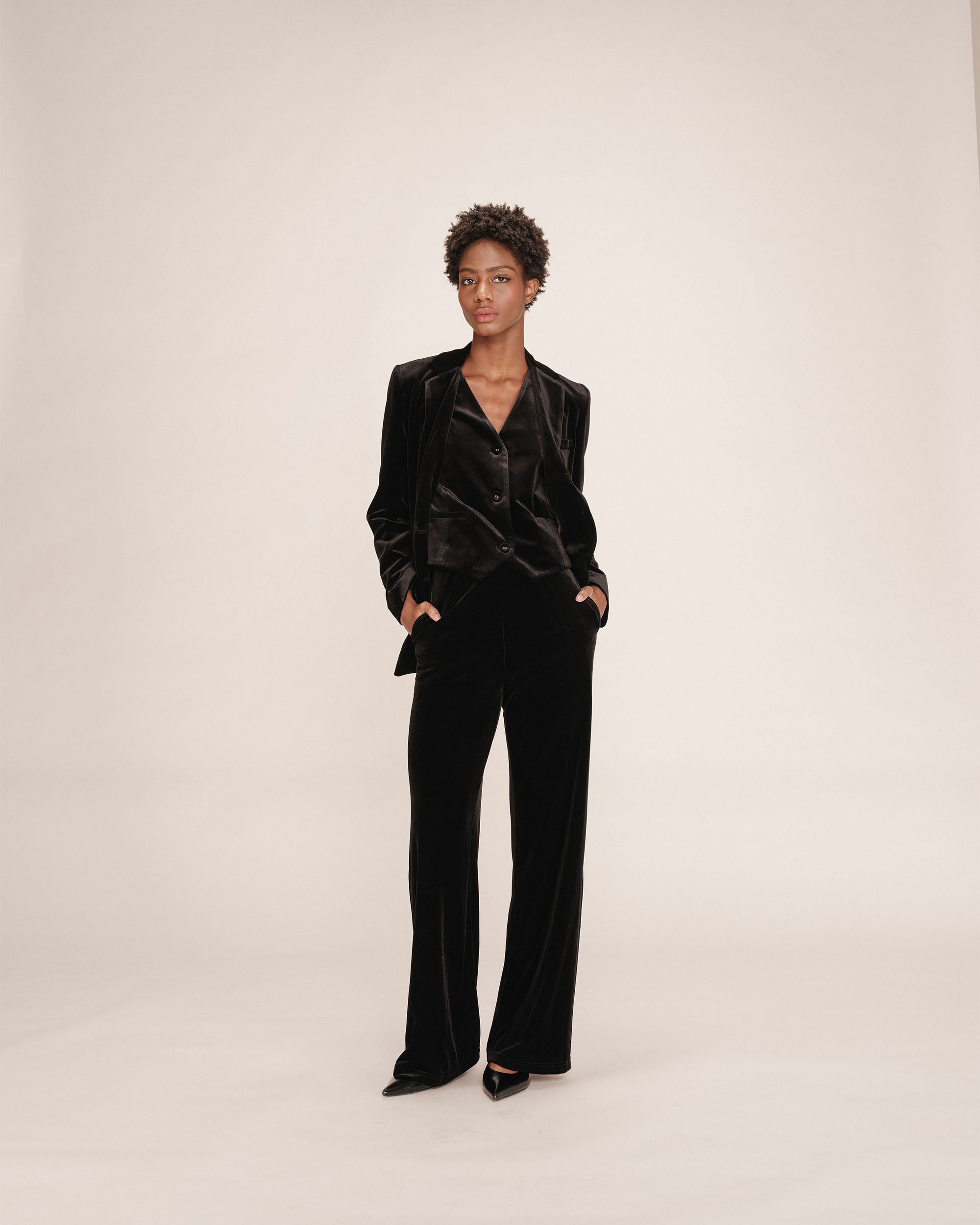 Gilet en velours noir Totem