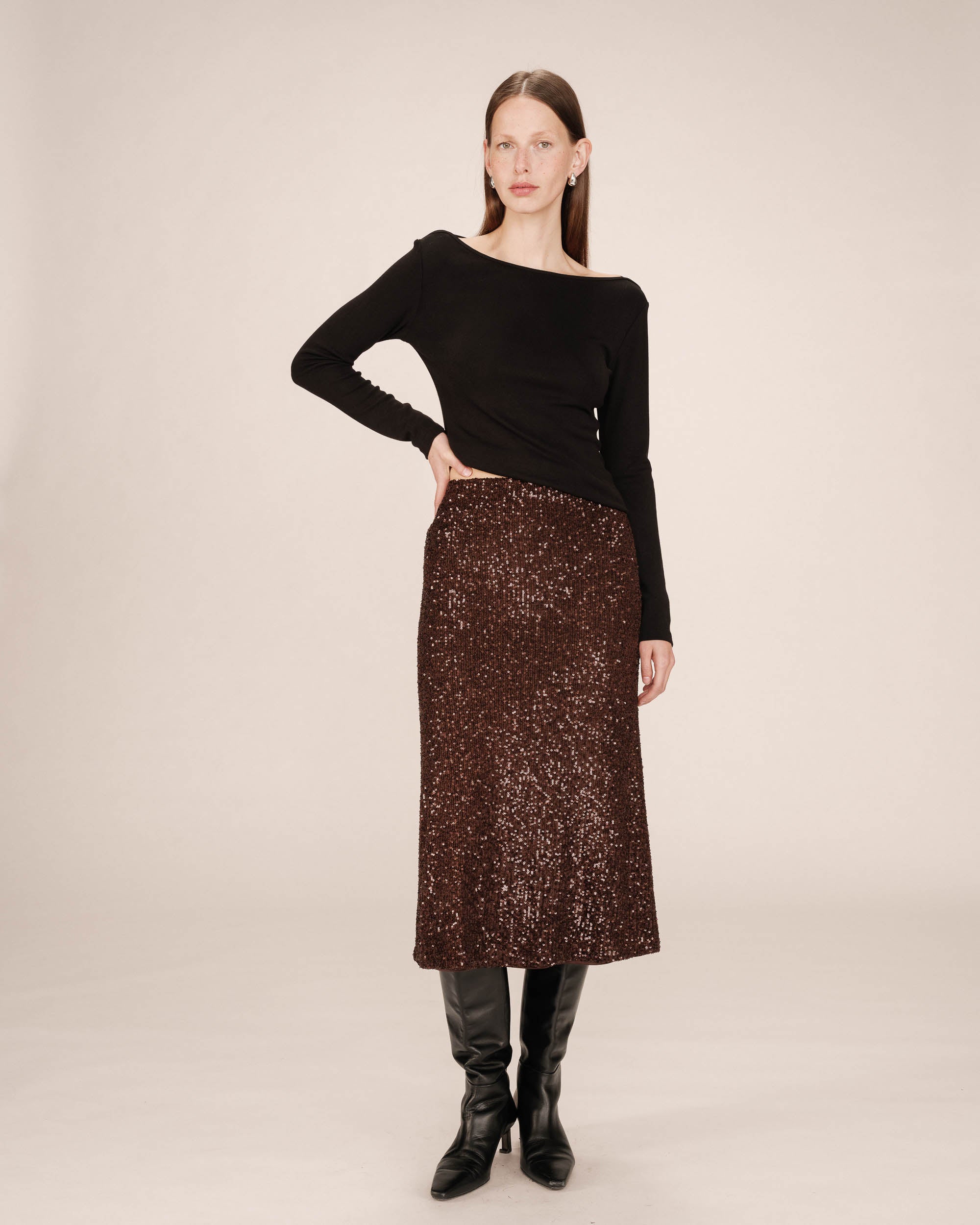 Jupe longue en sequins chocolat Tailana