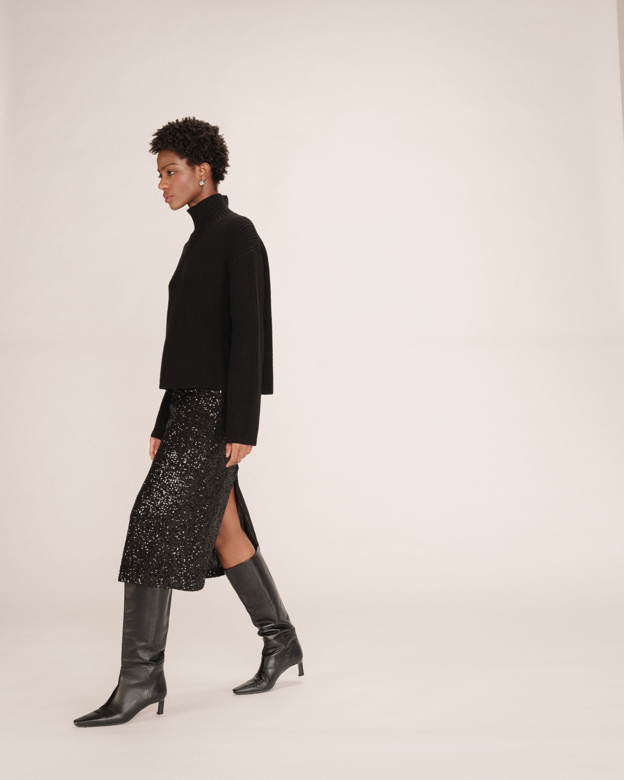 Jupe longue en sequins noir Tailana