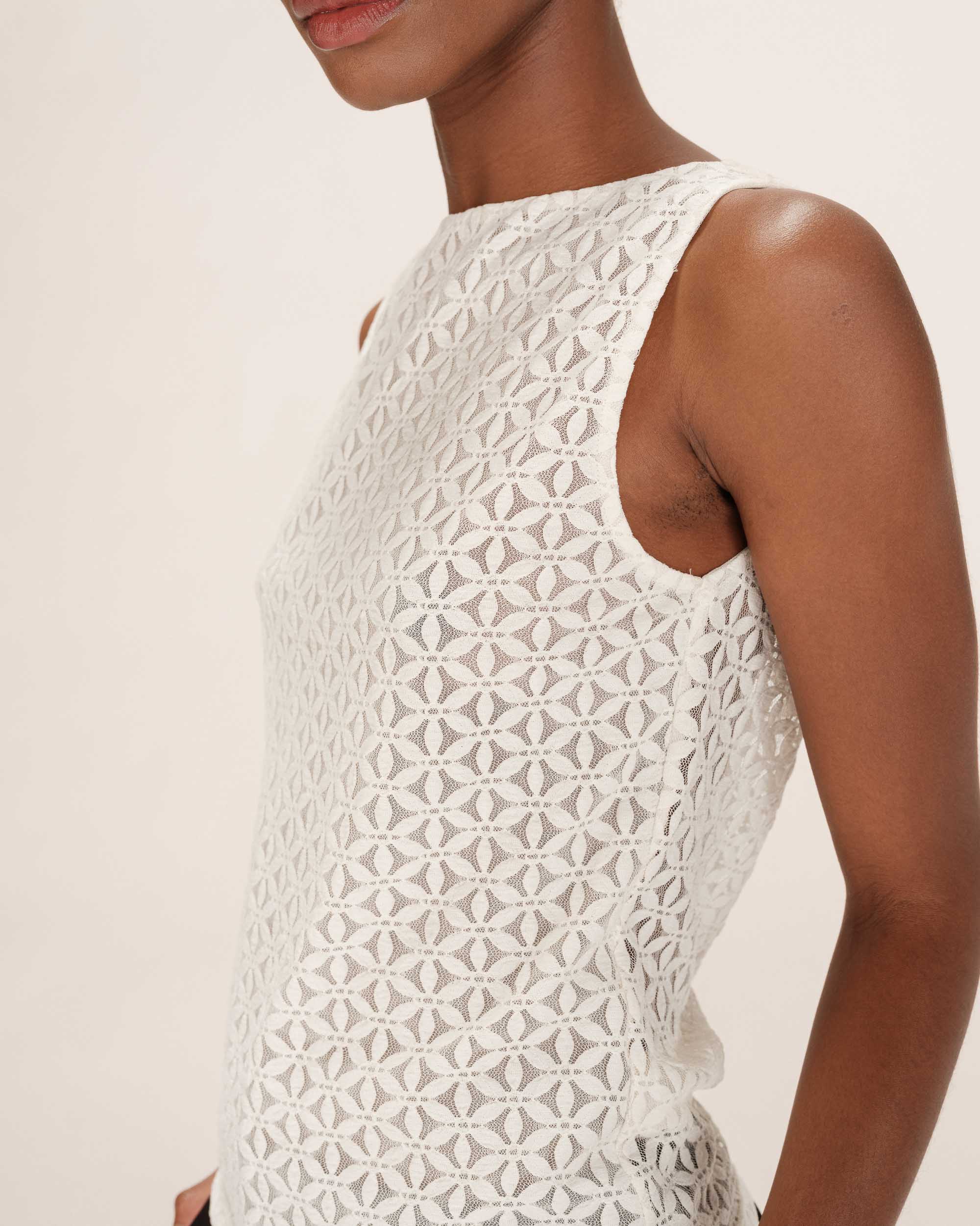 T-shirt en dentelle ecru Tenet