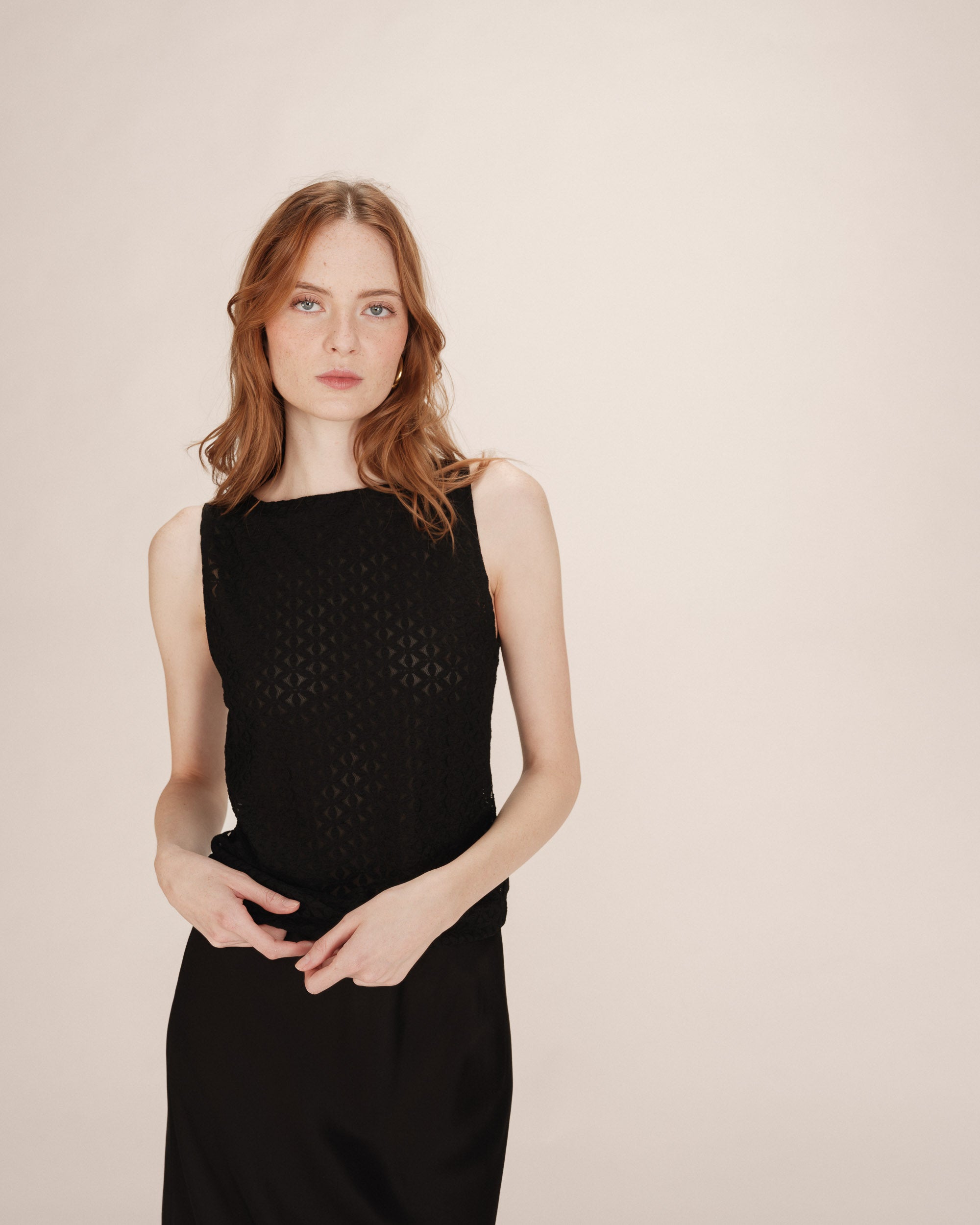 T-shirt en dentelle noir Tenet