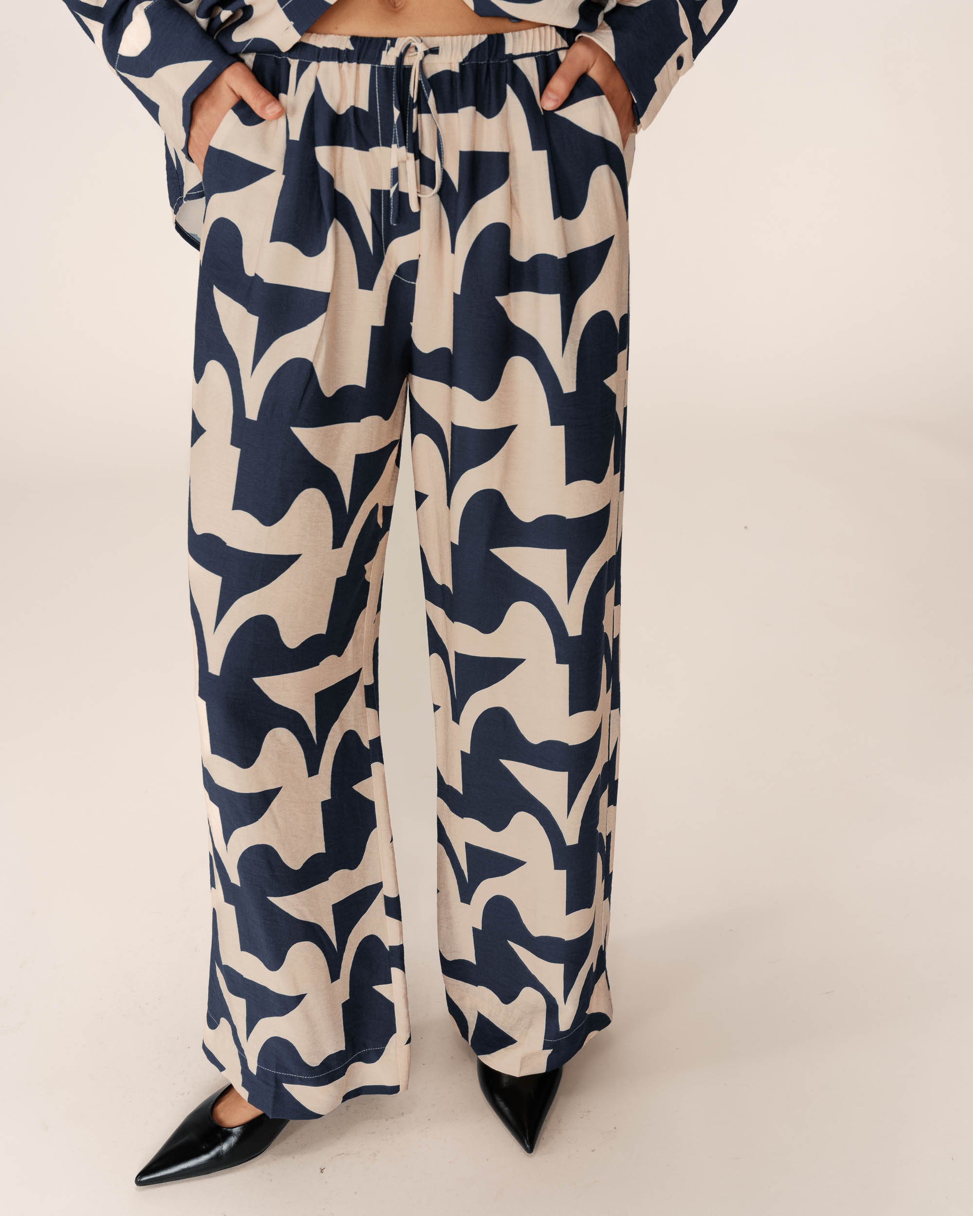 Pantalon fluide a motifs marine Pavot