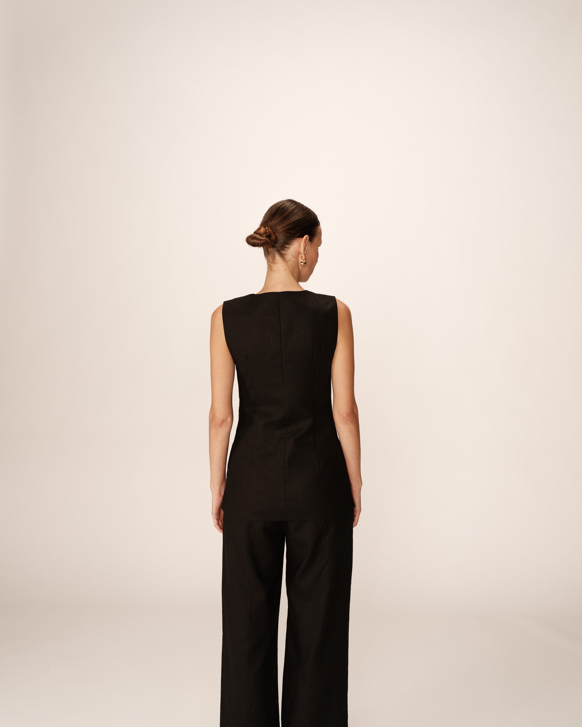 Sleeveless waistcoat black Paz