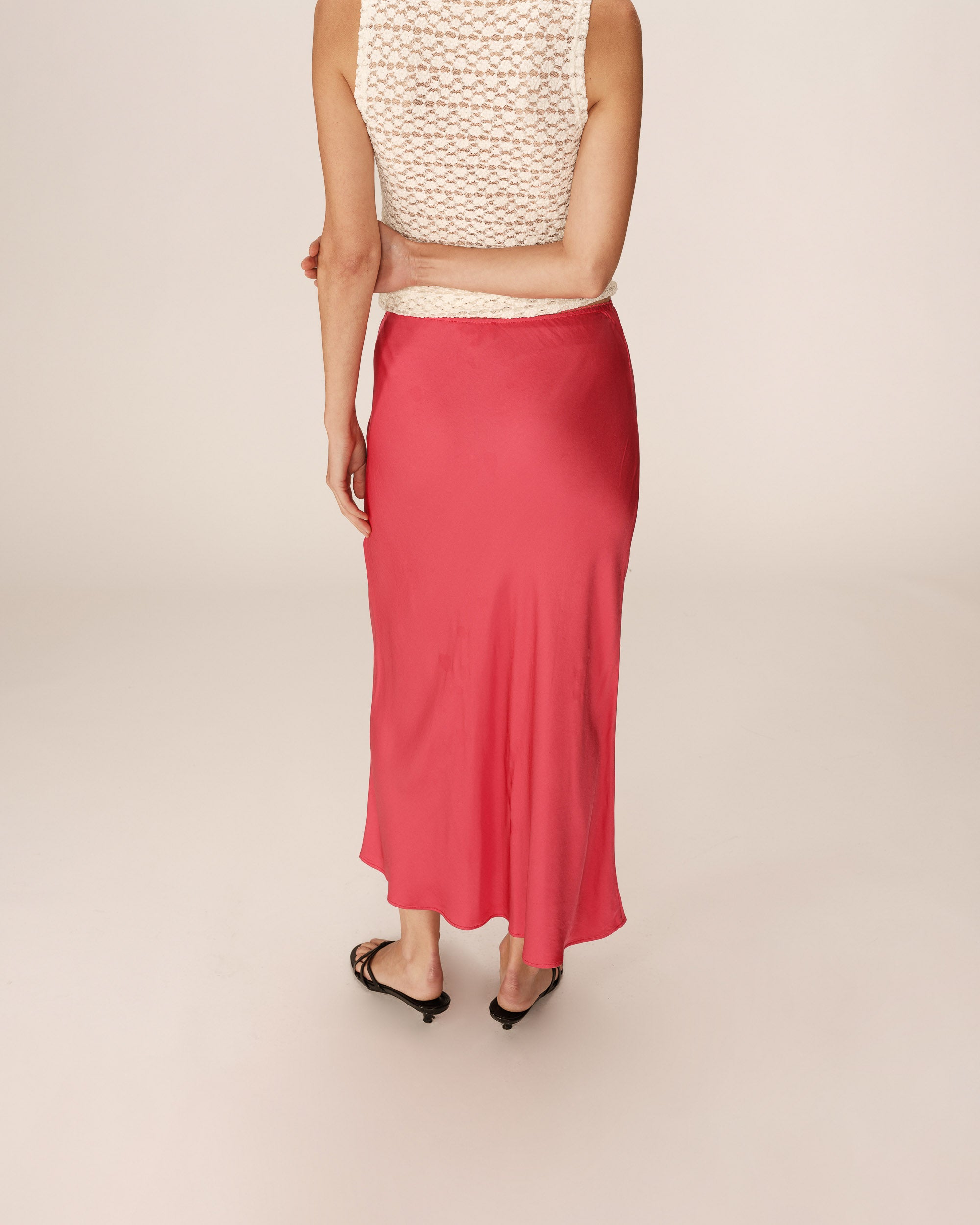 Jupe longue en satin rose Philae