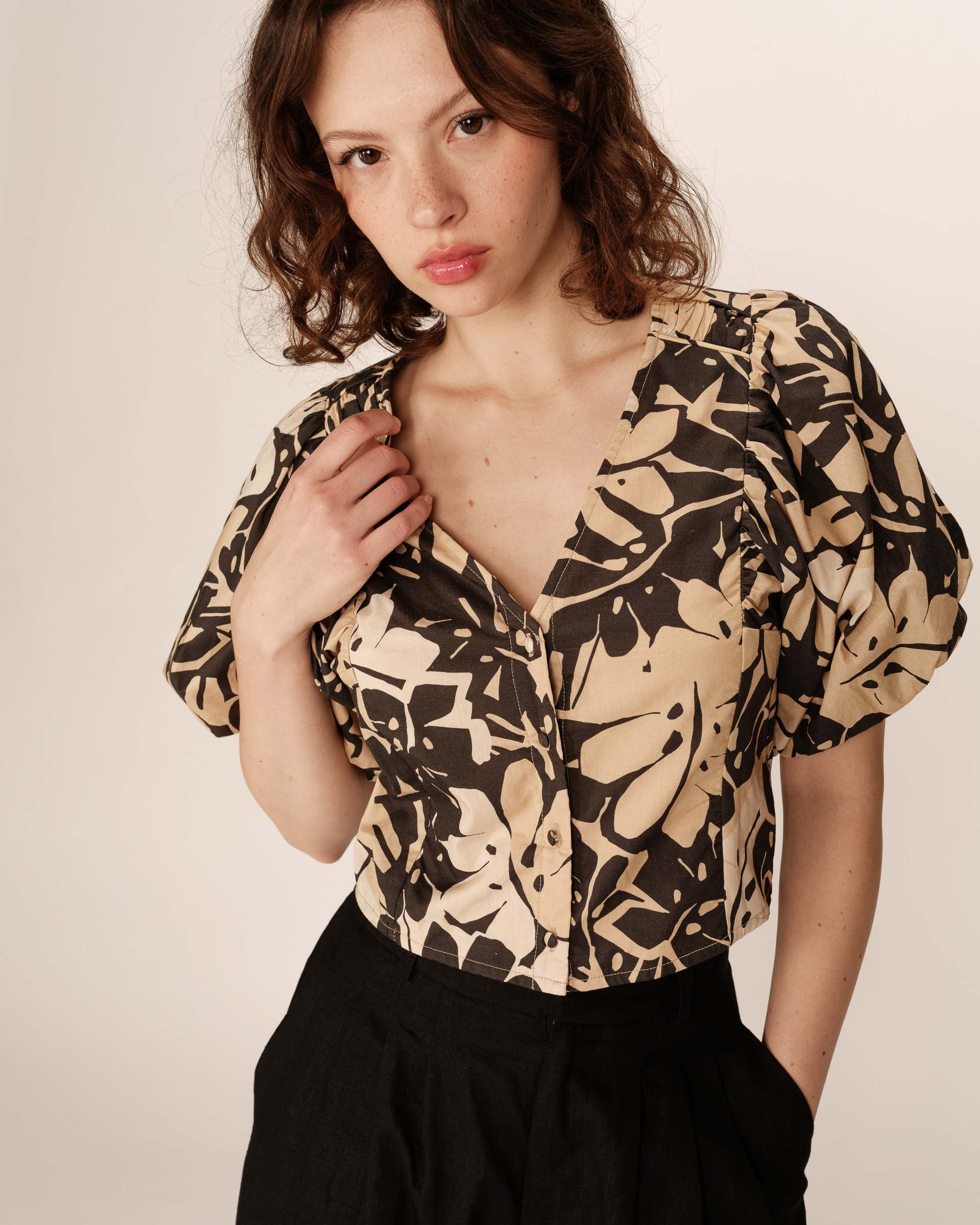 Blouse imprimée floral beige Pineapple