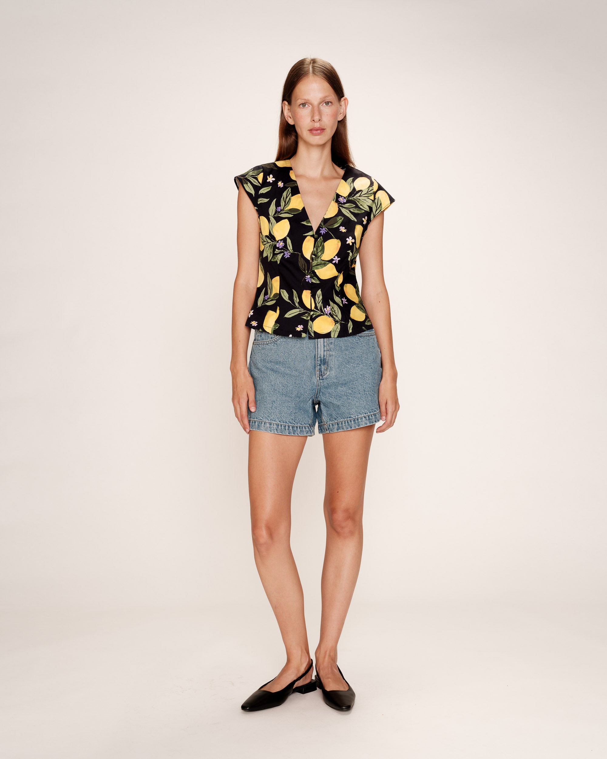 Lemon print blouse black Remy