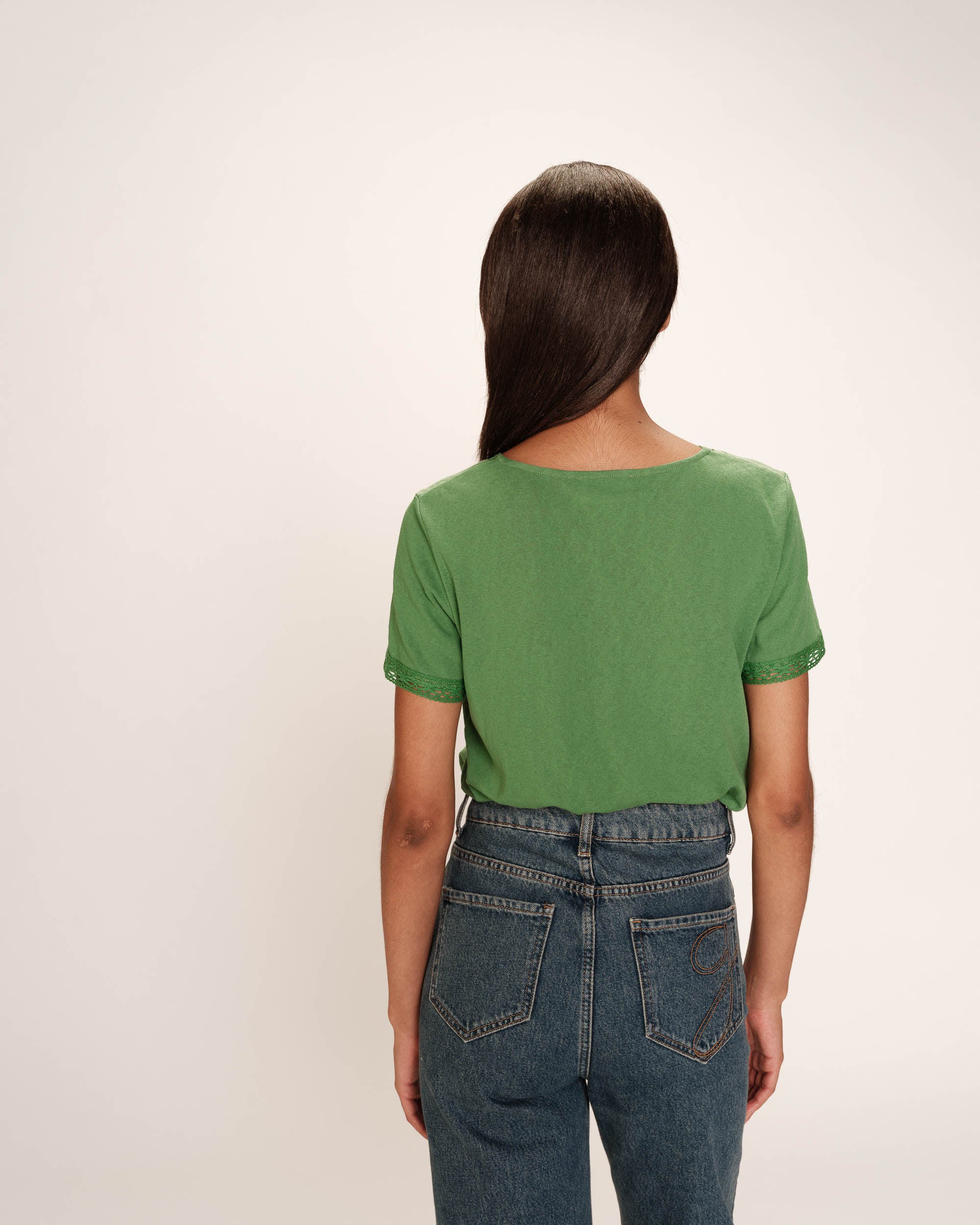 Top col v en dentelle vert Rome