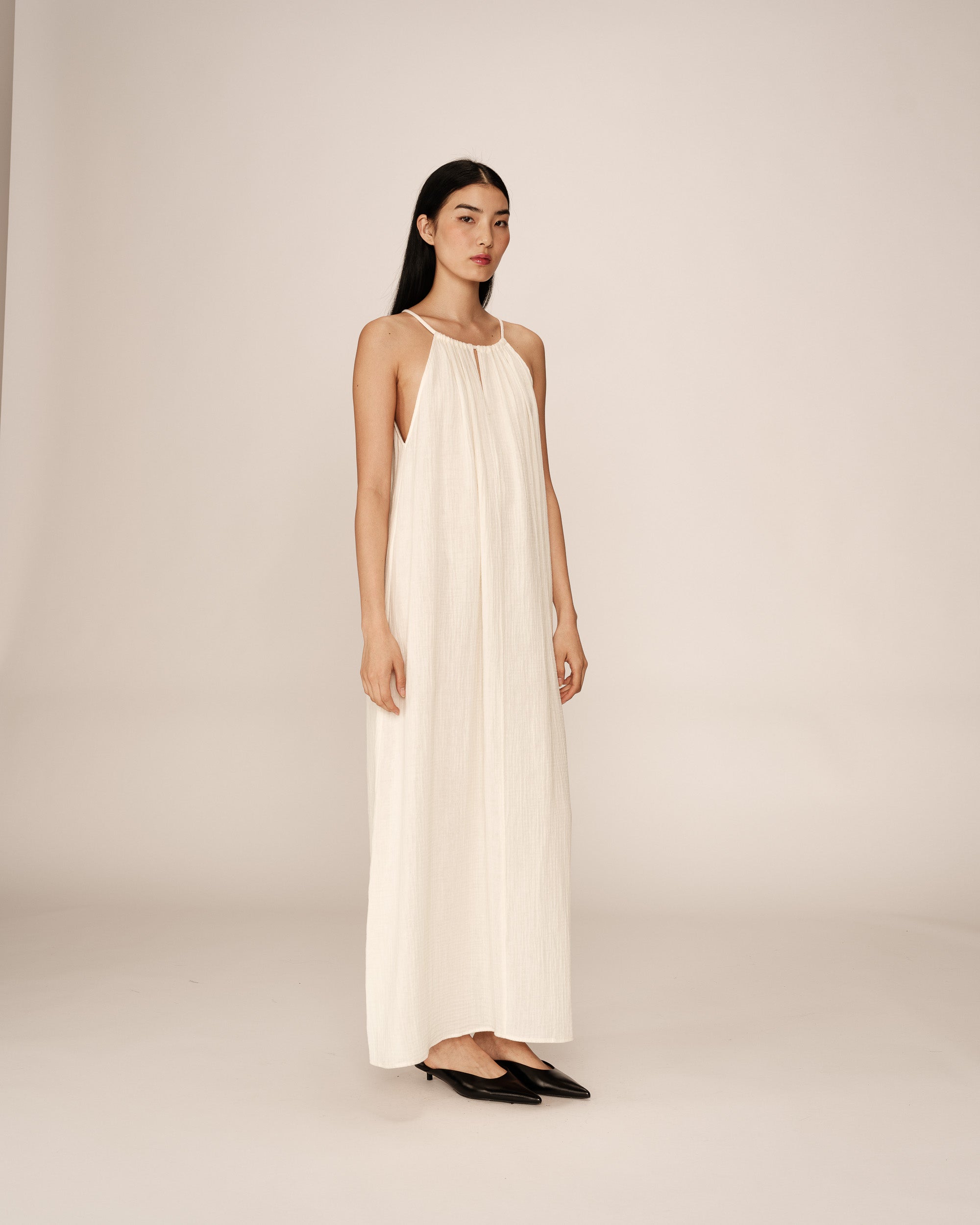 ecru Vestido