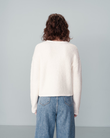 Round neck and long sleeves cardigan