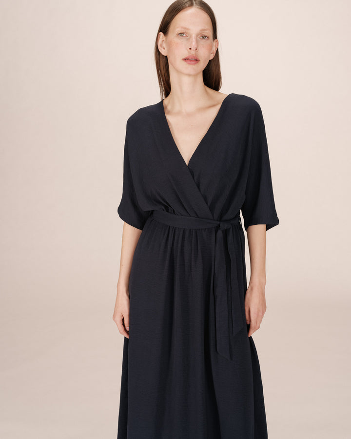 Robe longue portefeuille marine Maud