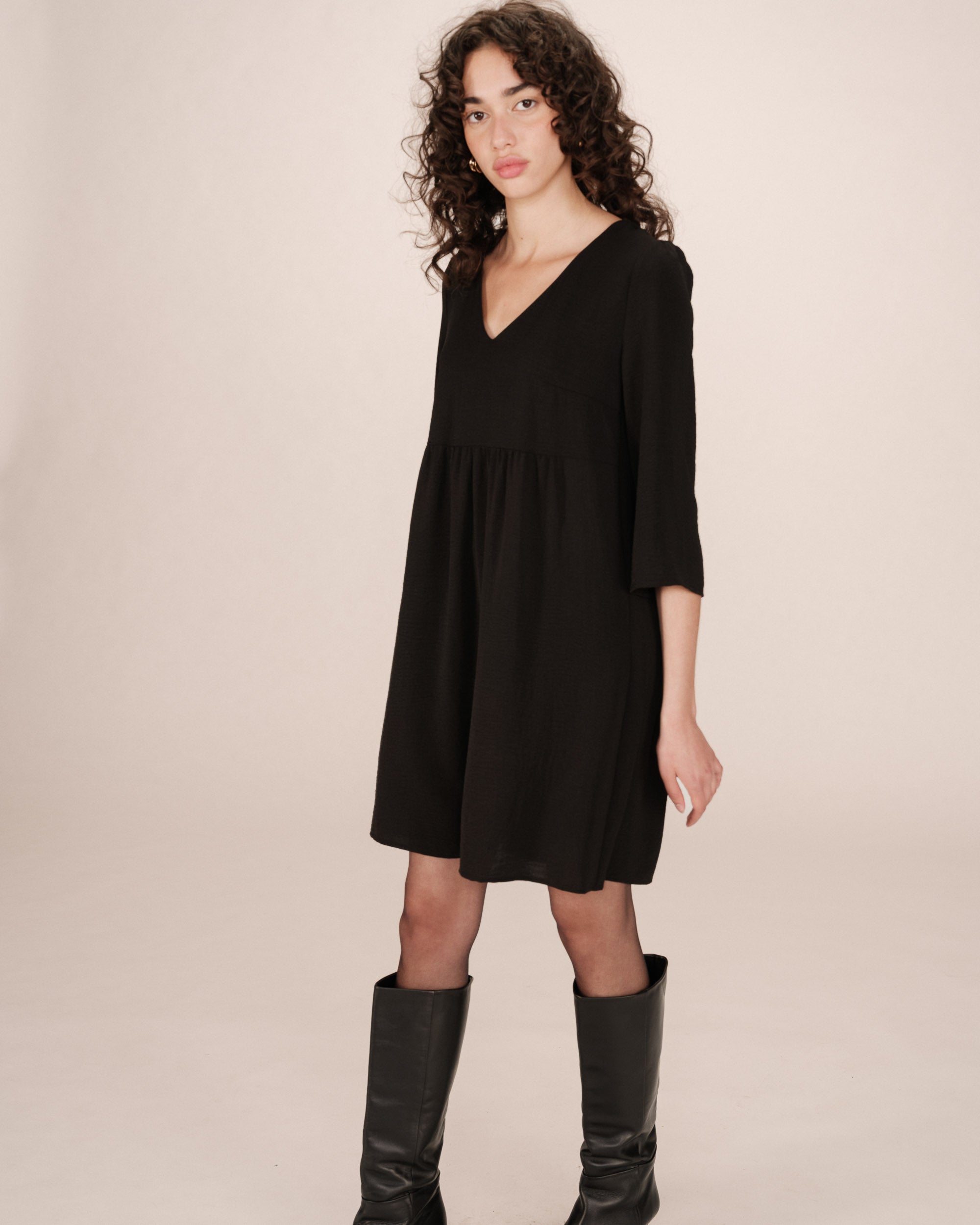 Short babydoll dress black Susana