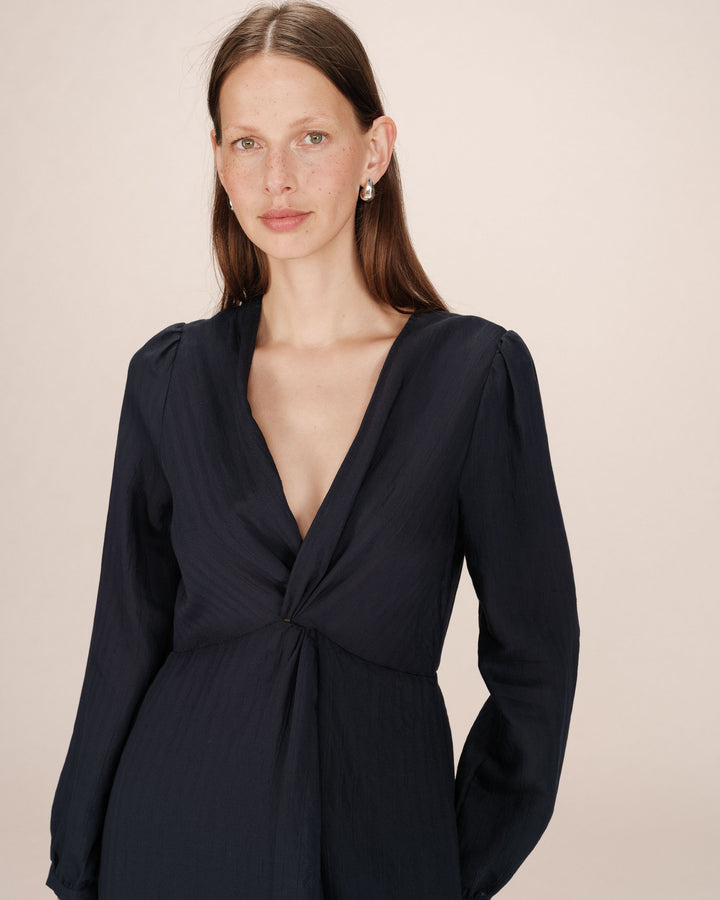 Long v-neck dress marine Shirley