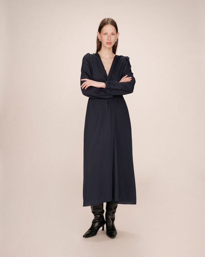 Long v-neck dress marine Shirley