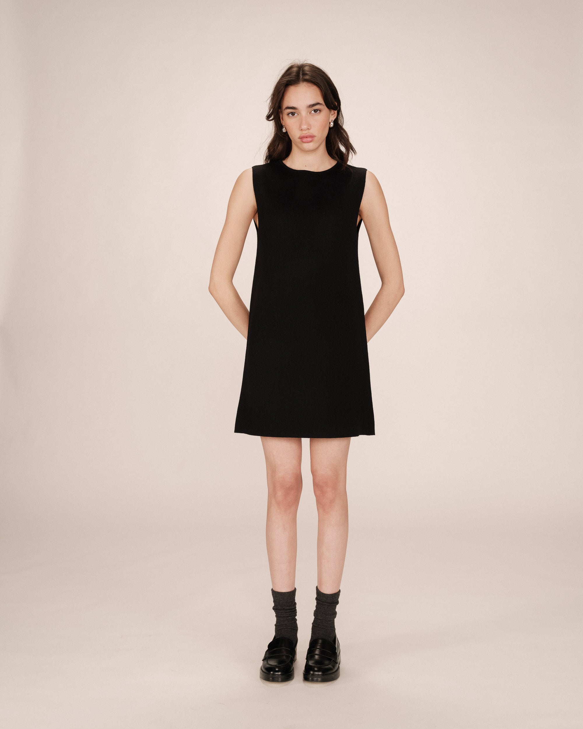 Short tailored dress black Sarah