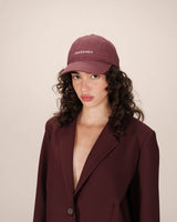 Casquette avec logo bordeaux Slimane