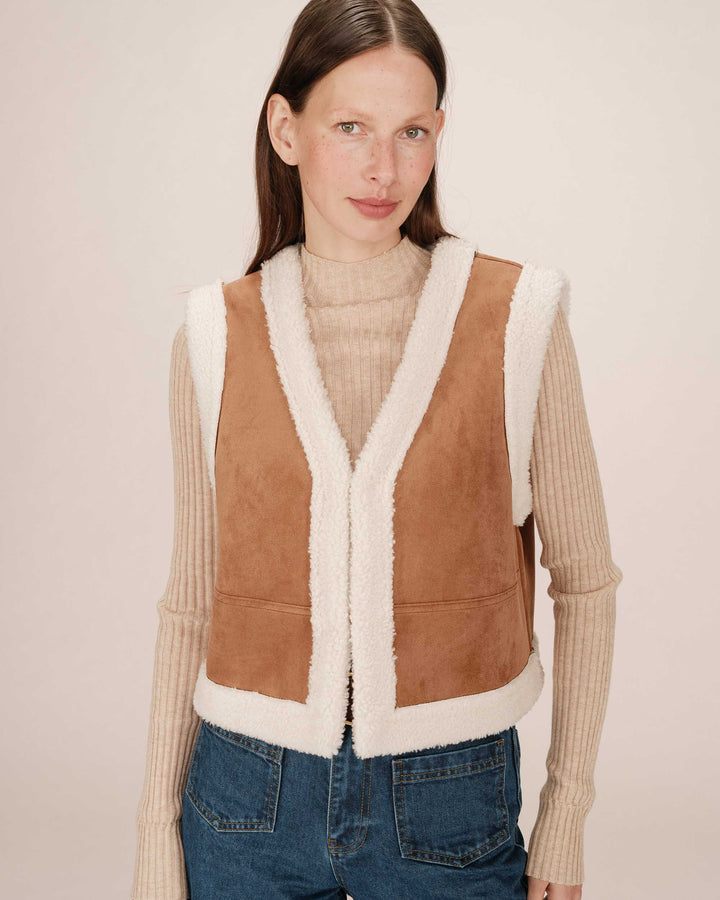 Veste en daim et shearling camel Sohen