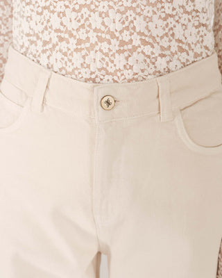 JEAN BEIGE JAMES