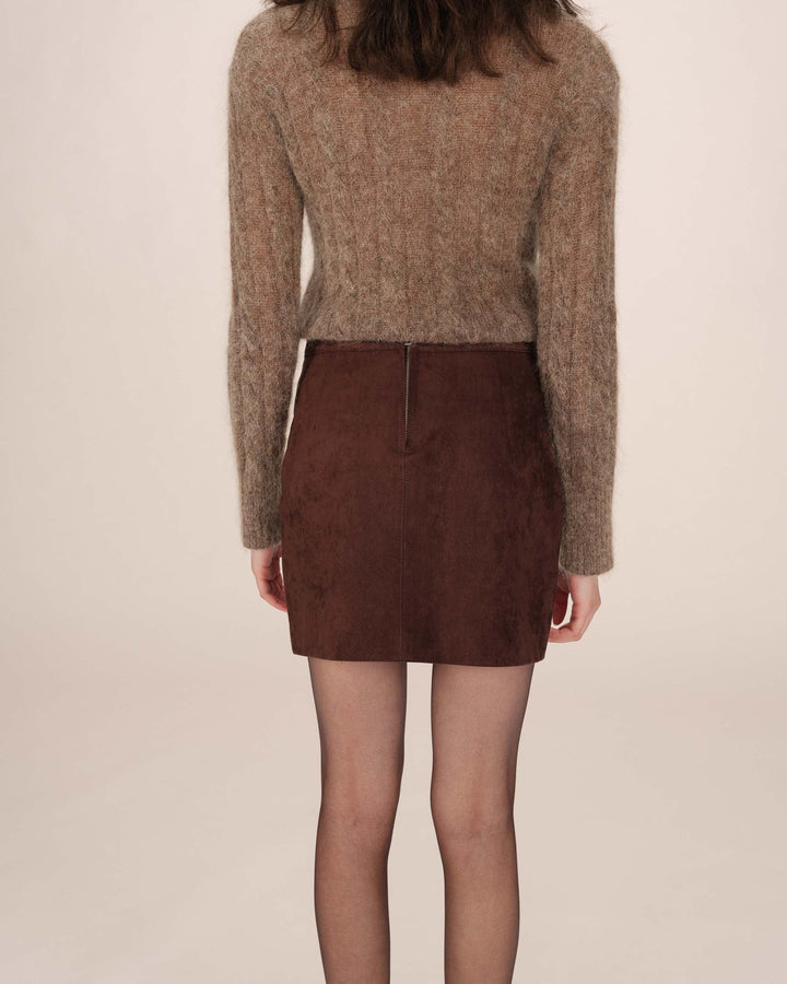 Short suede skirt chocolat Surprenante