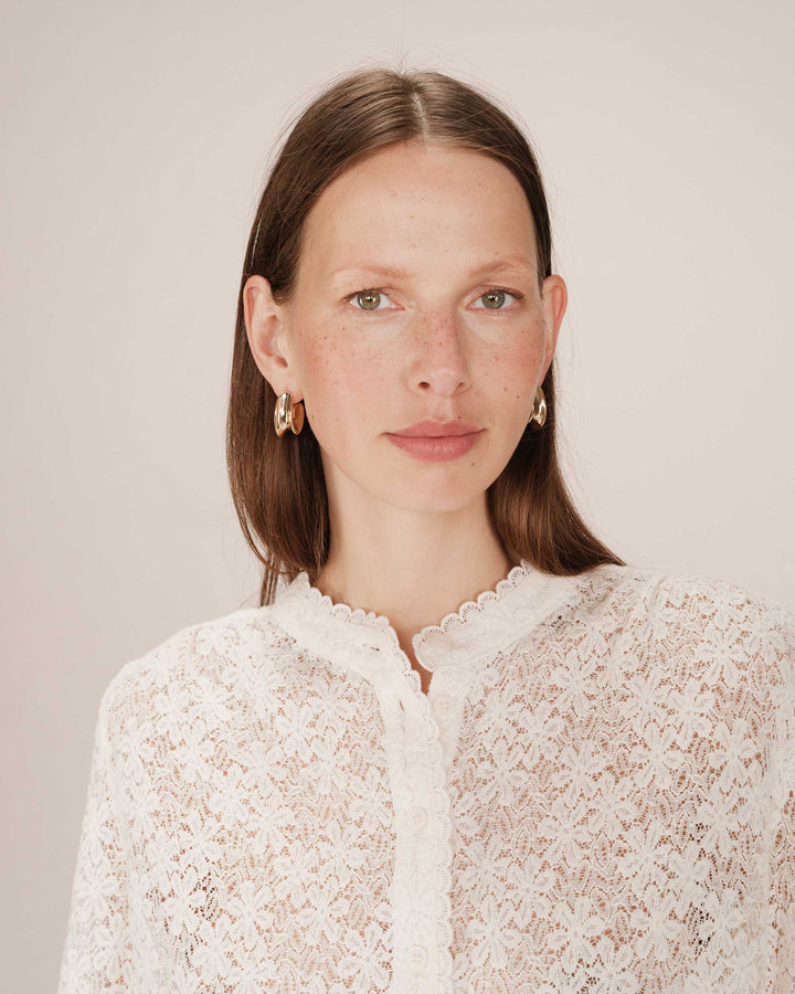 Blouse en dentelle ecru Swing