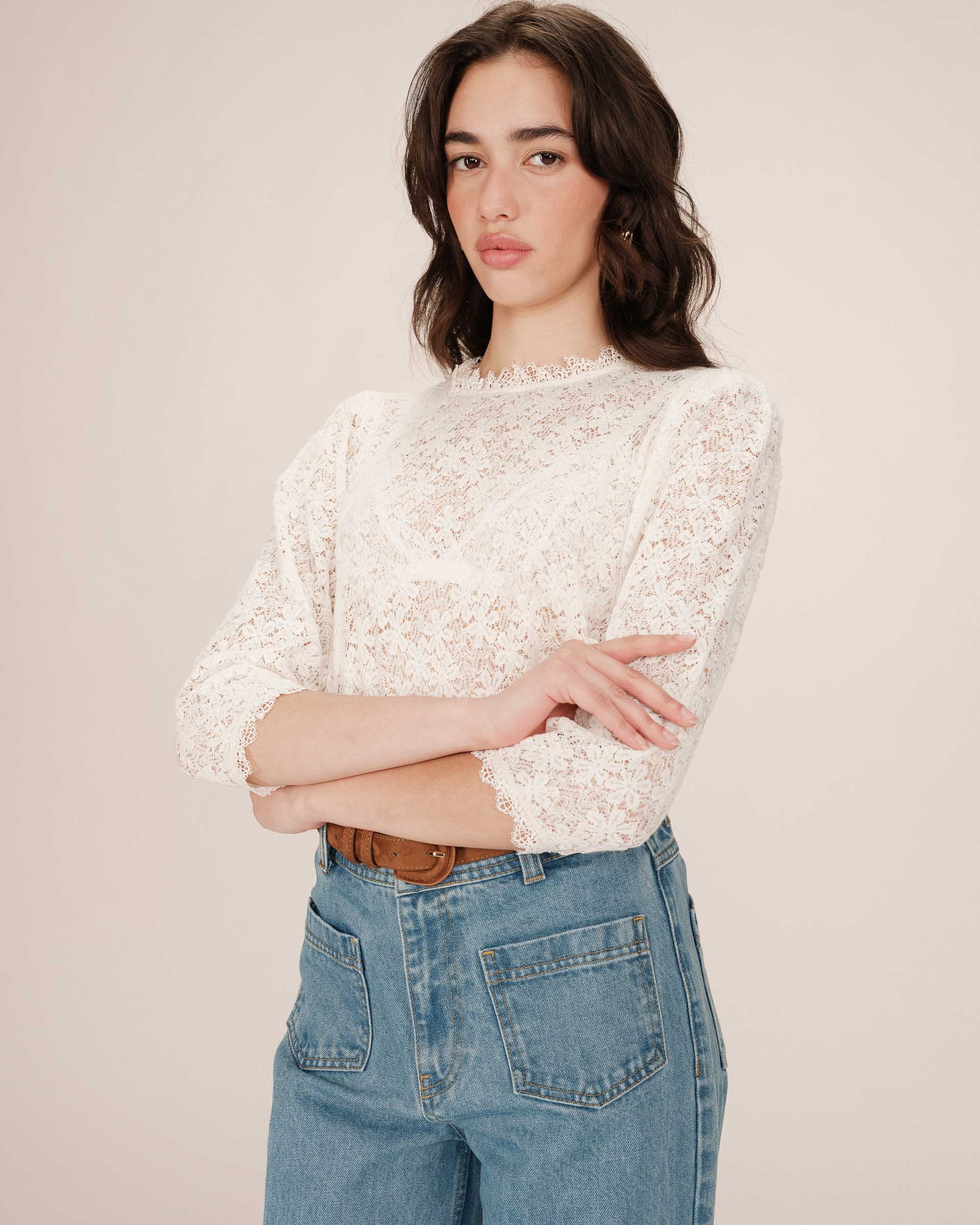 Blouse dentelle col montant ecru Stella