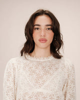 Blouse dentelle col montant ecru Stella