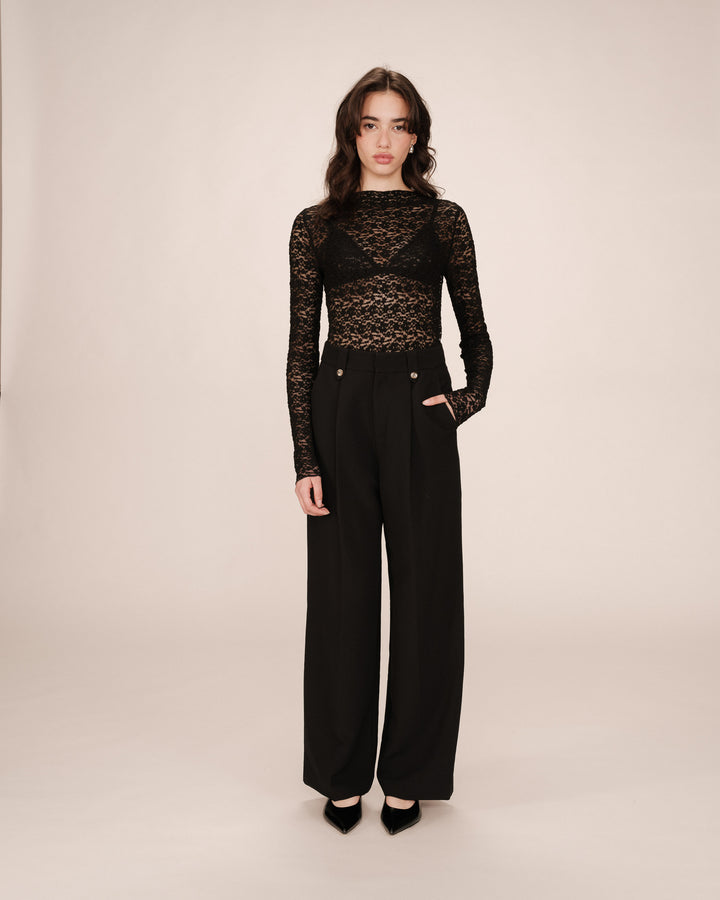 Top en dentelle transparent noir Shady