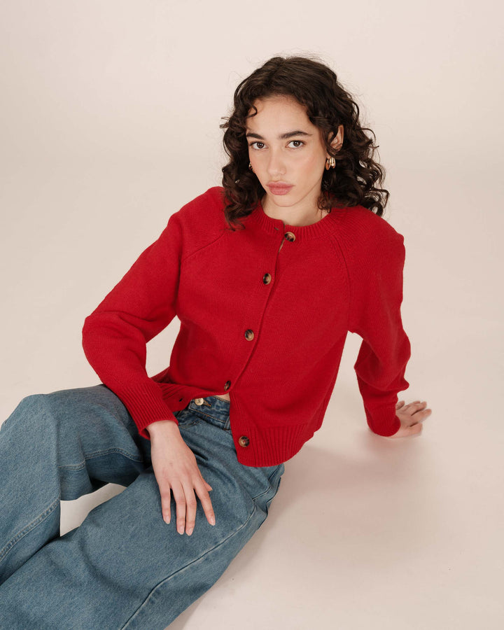 Cardigan boutonne en laine rouge Sanders