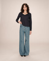 Lace v-neck t-shirt navy Selton