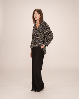BLOUSE NOIR SECRETE