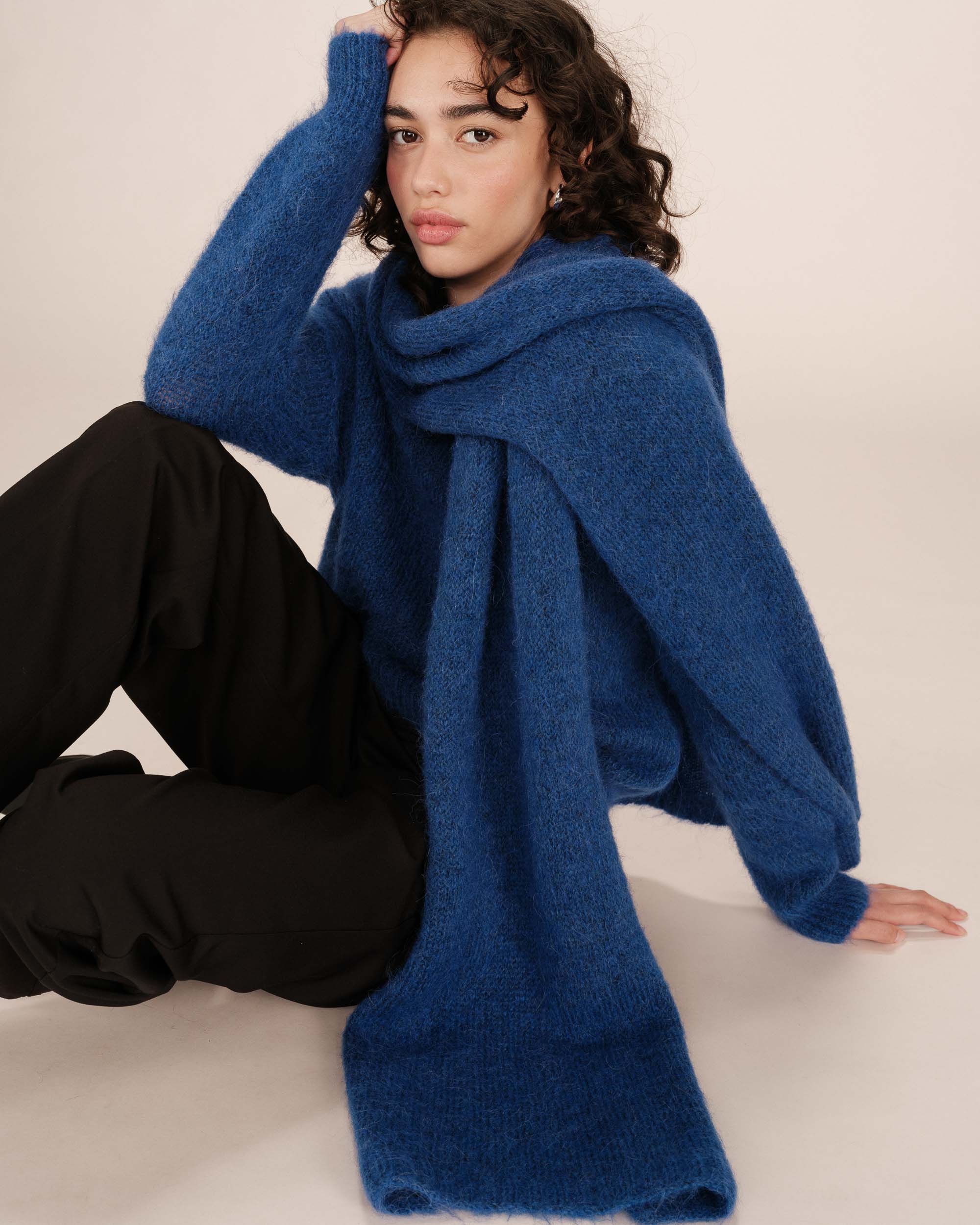 Alpaca wool sweater cobalt blue Sabado