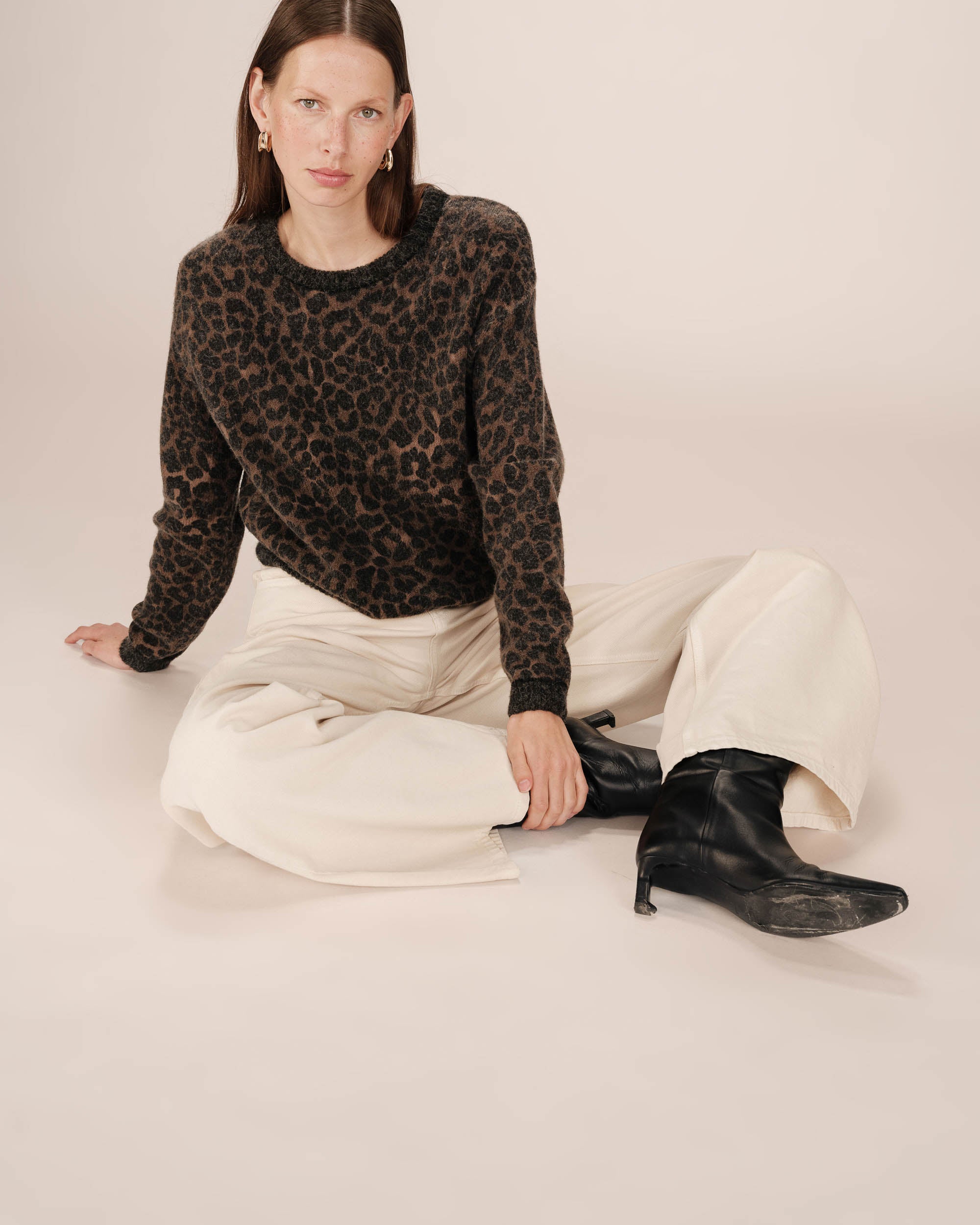 Pull à motifs leopard Santigold