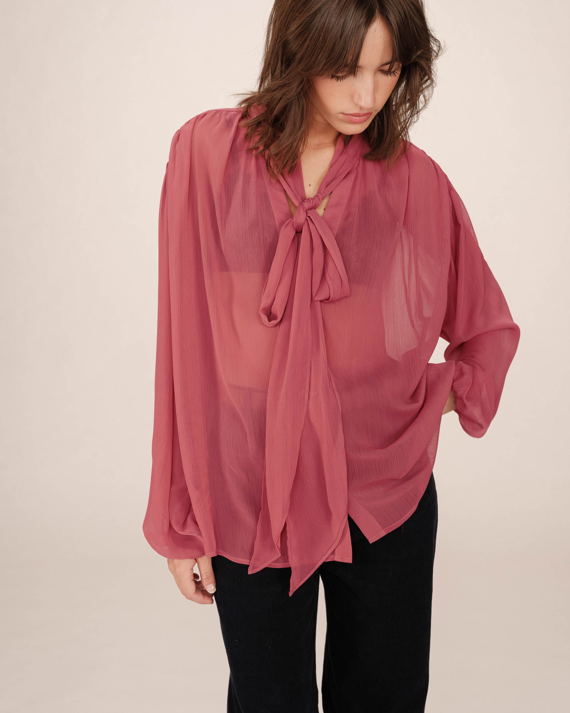 Tie-neck blouse blush Splendide