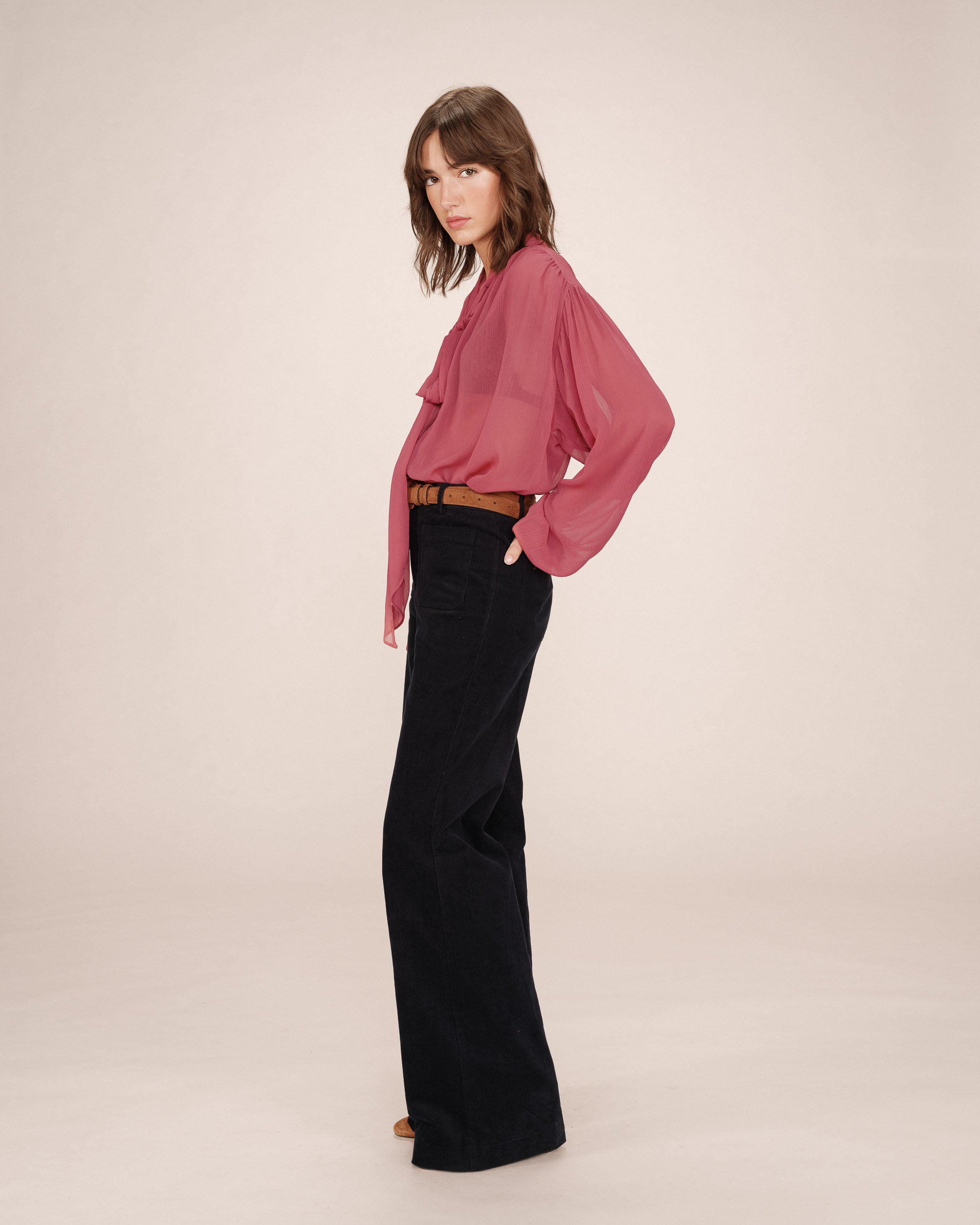 Tie-neck blouse blush Splendide