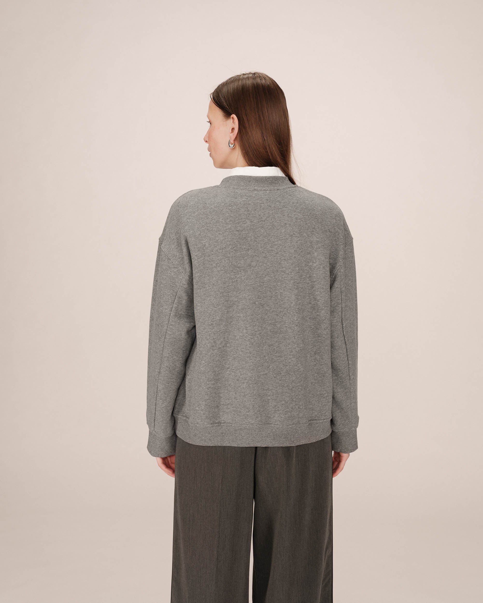 Embroidered graphic sweater gray Sharly