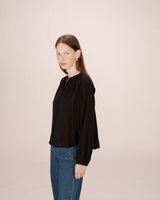 Ruched straight blouse black Savannah