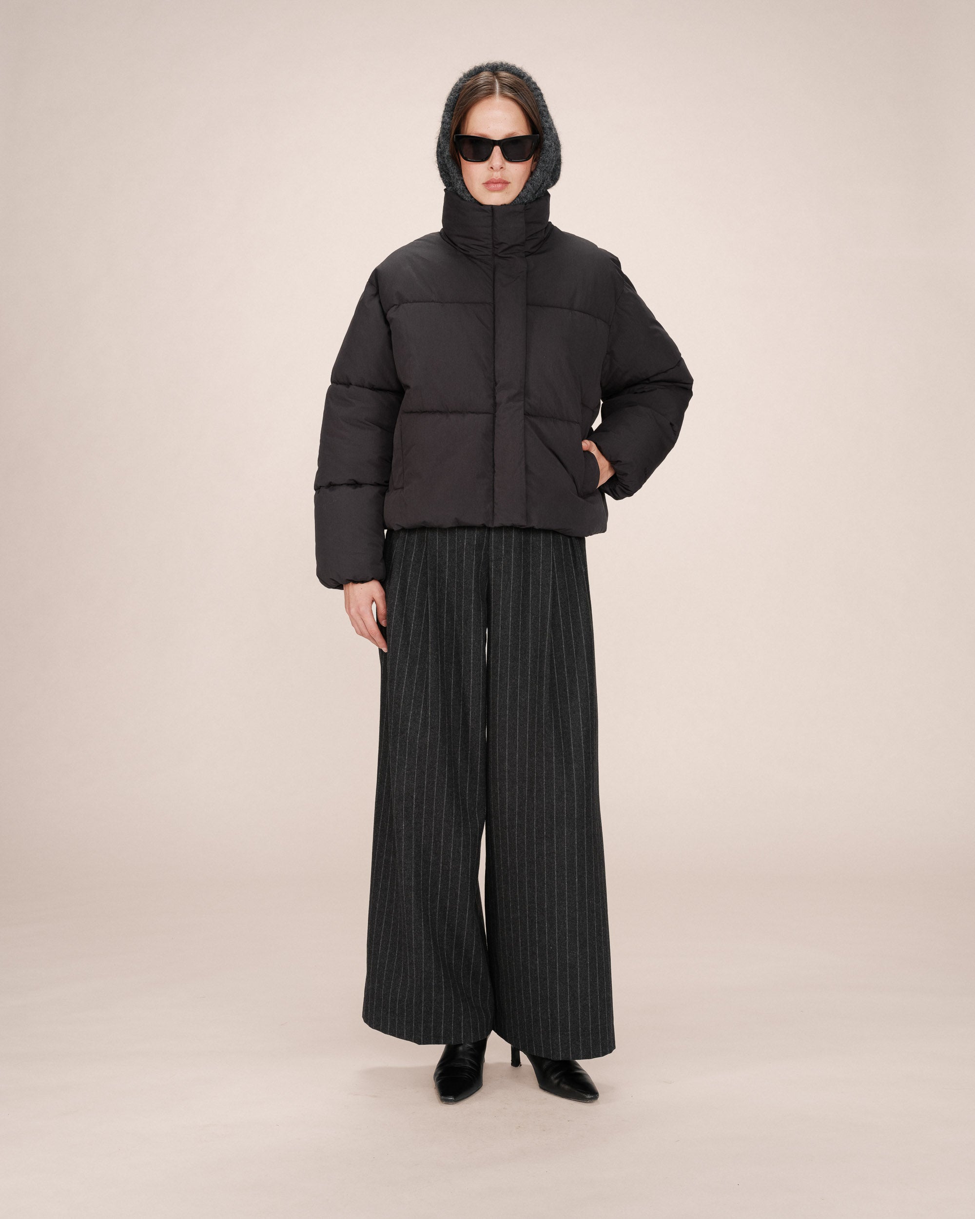 Short padded jacket black Sonic