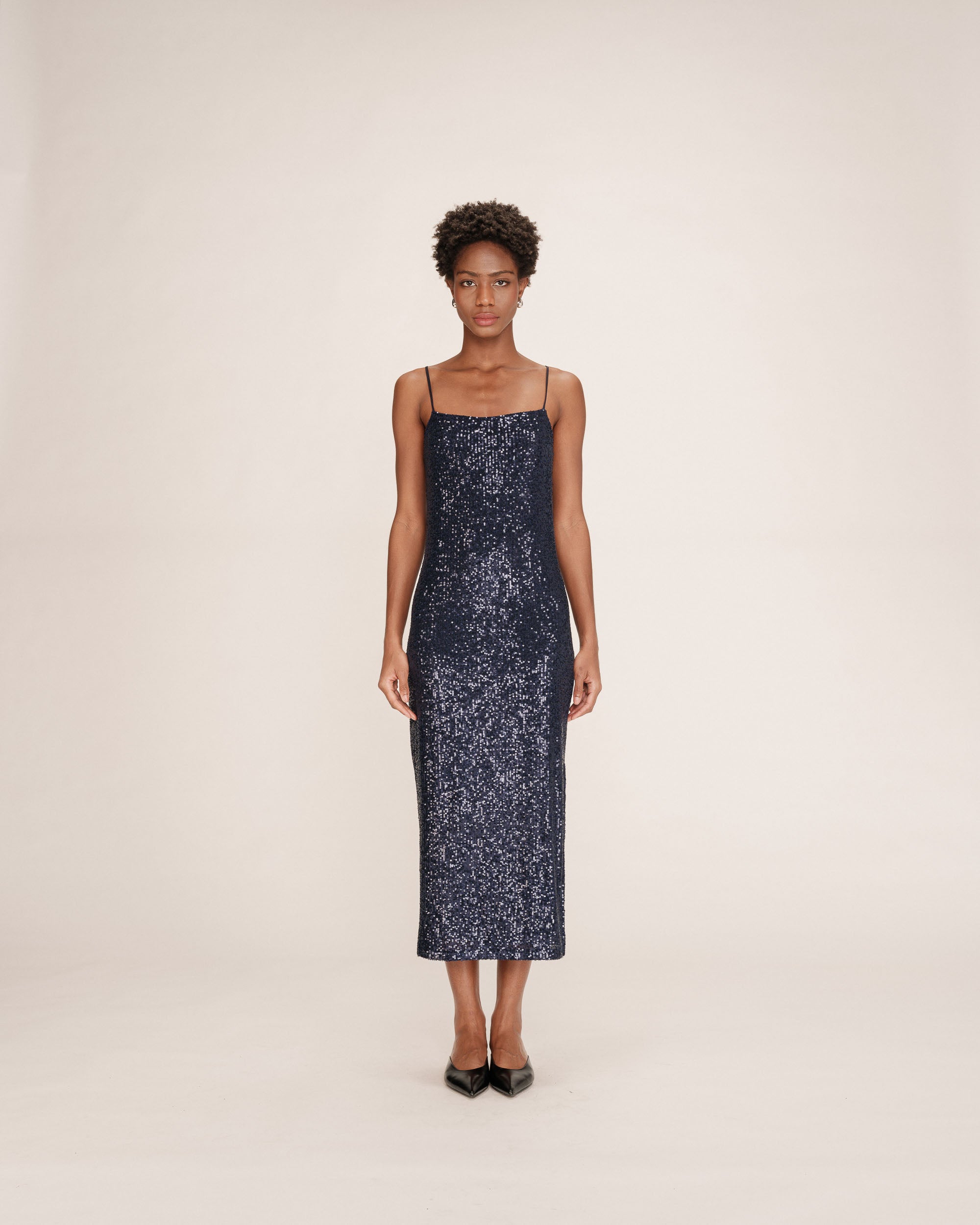 Robe longue sequins marine Tori