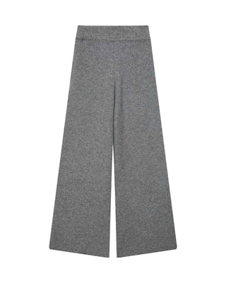 gris Taxton