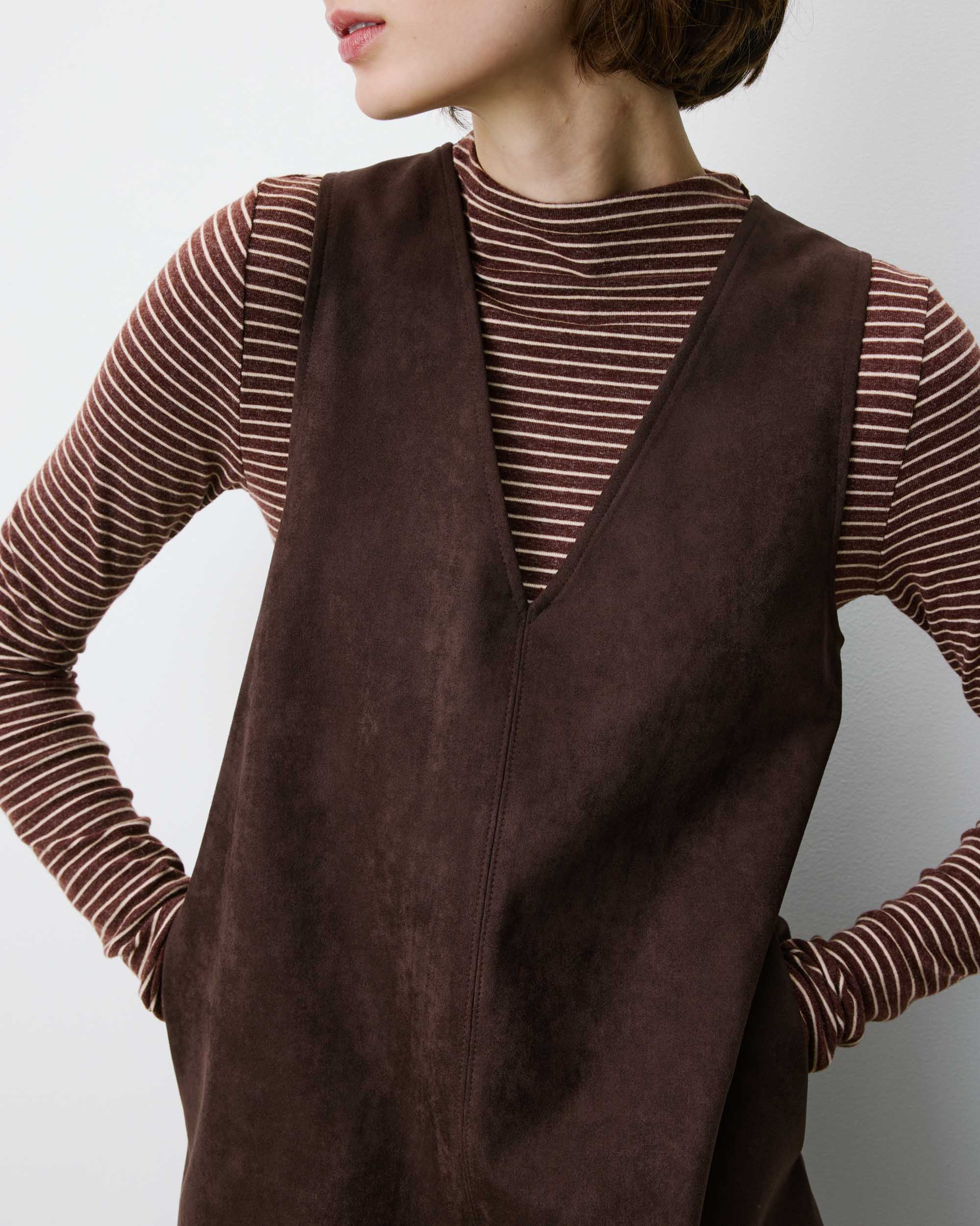 Robe courte sans manches en suédine chocolat Anaya